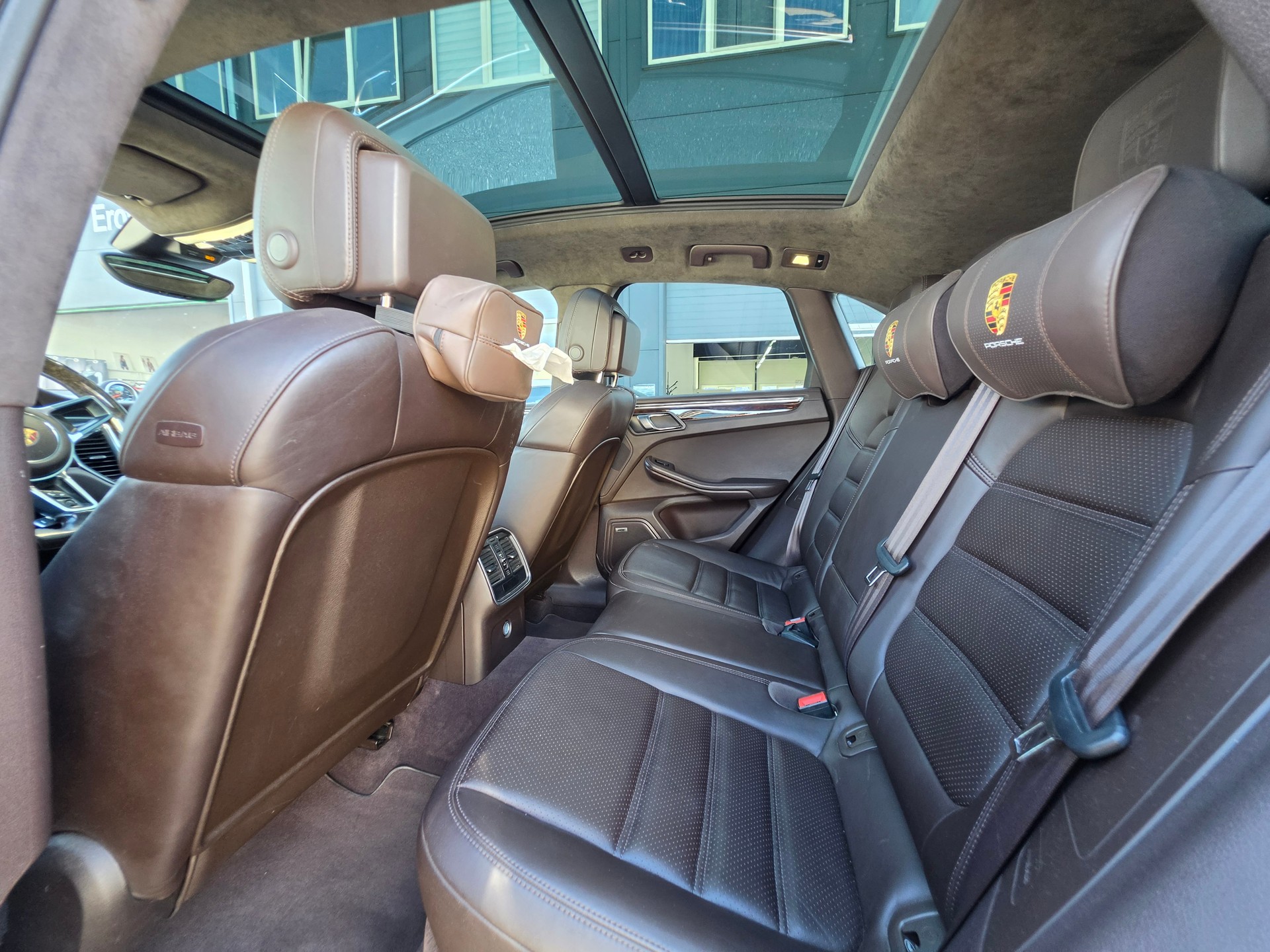 PORSCHE Macan Turbo PDK-image-7