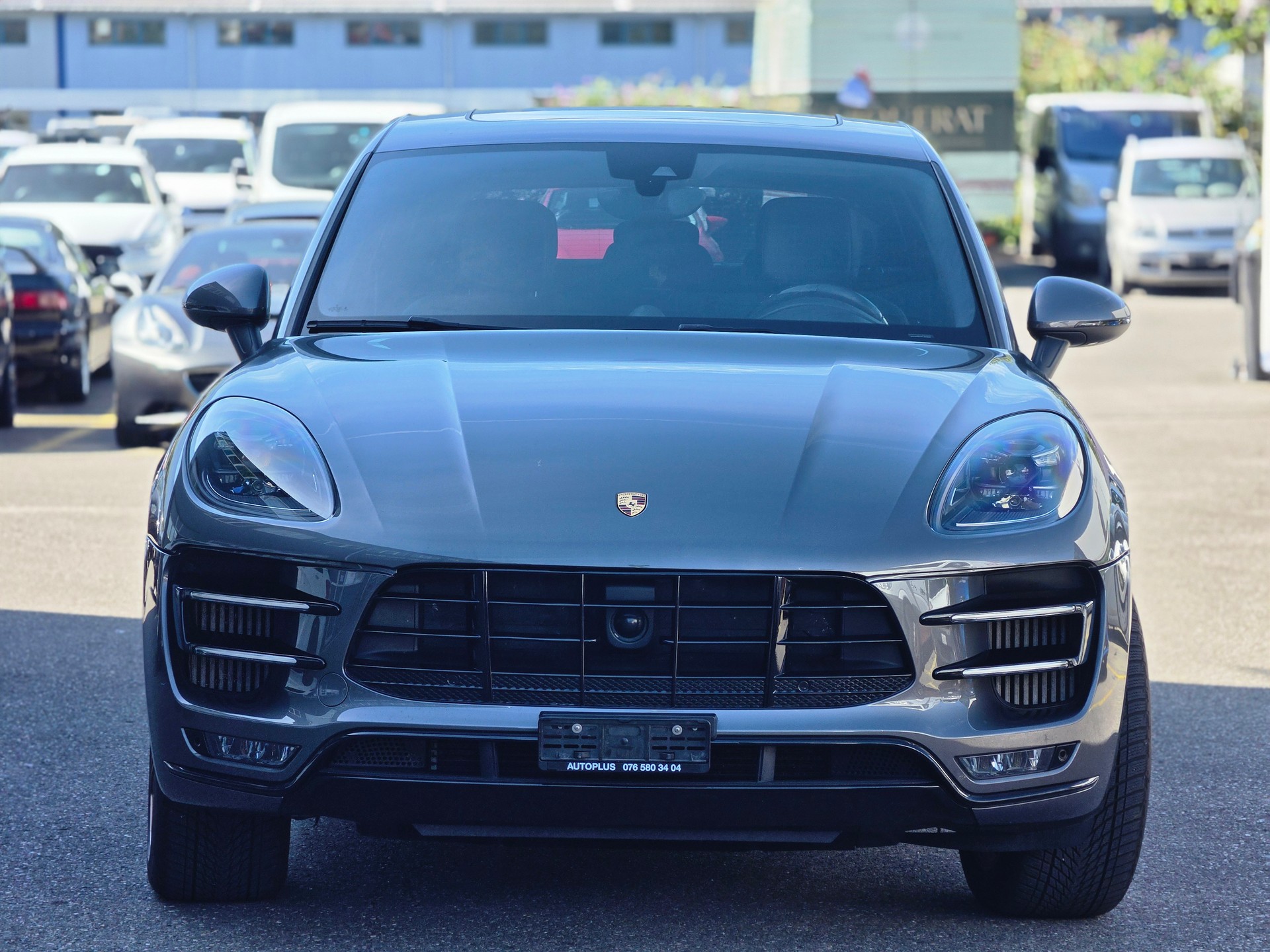 PORSCHE Macan Turbo PDK-image-1