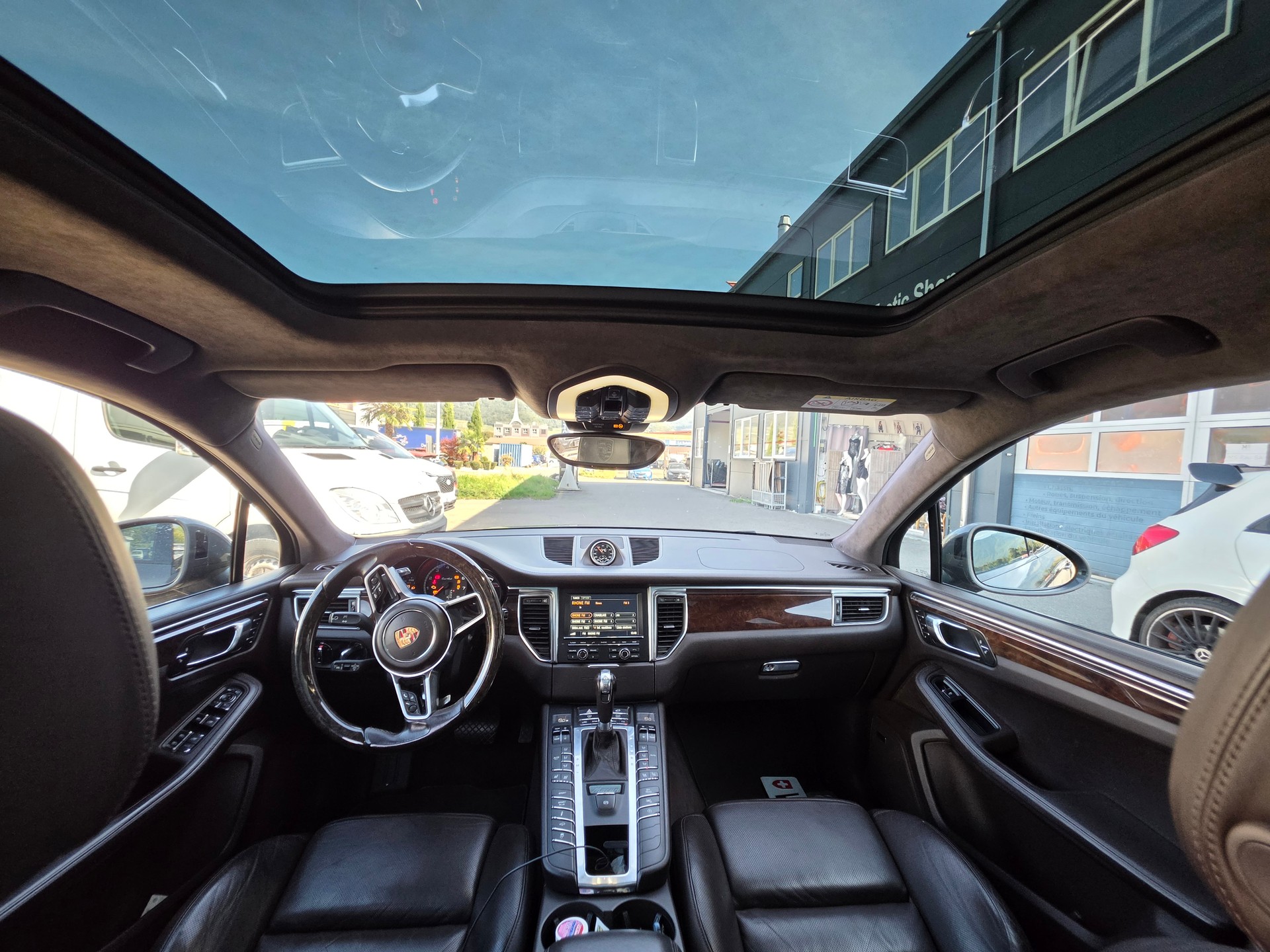 PORSCHE Macan Turbo PDK-image-8