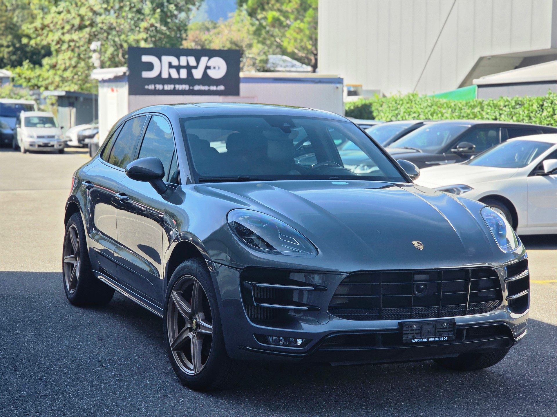 PORSCHE Macan Turbo PDK-image-0