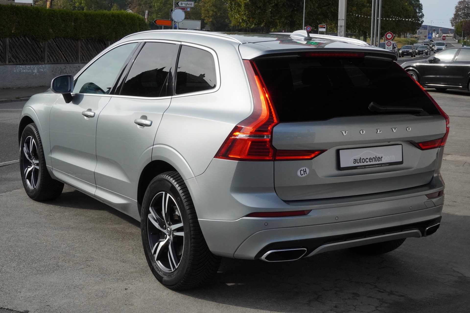 VOLVO XC60 D4 R-Design Geartronic-image-6