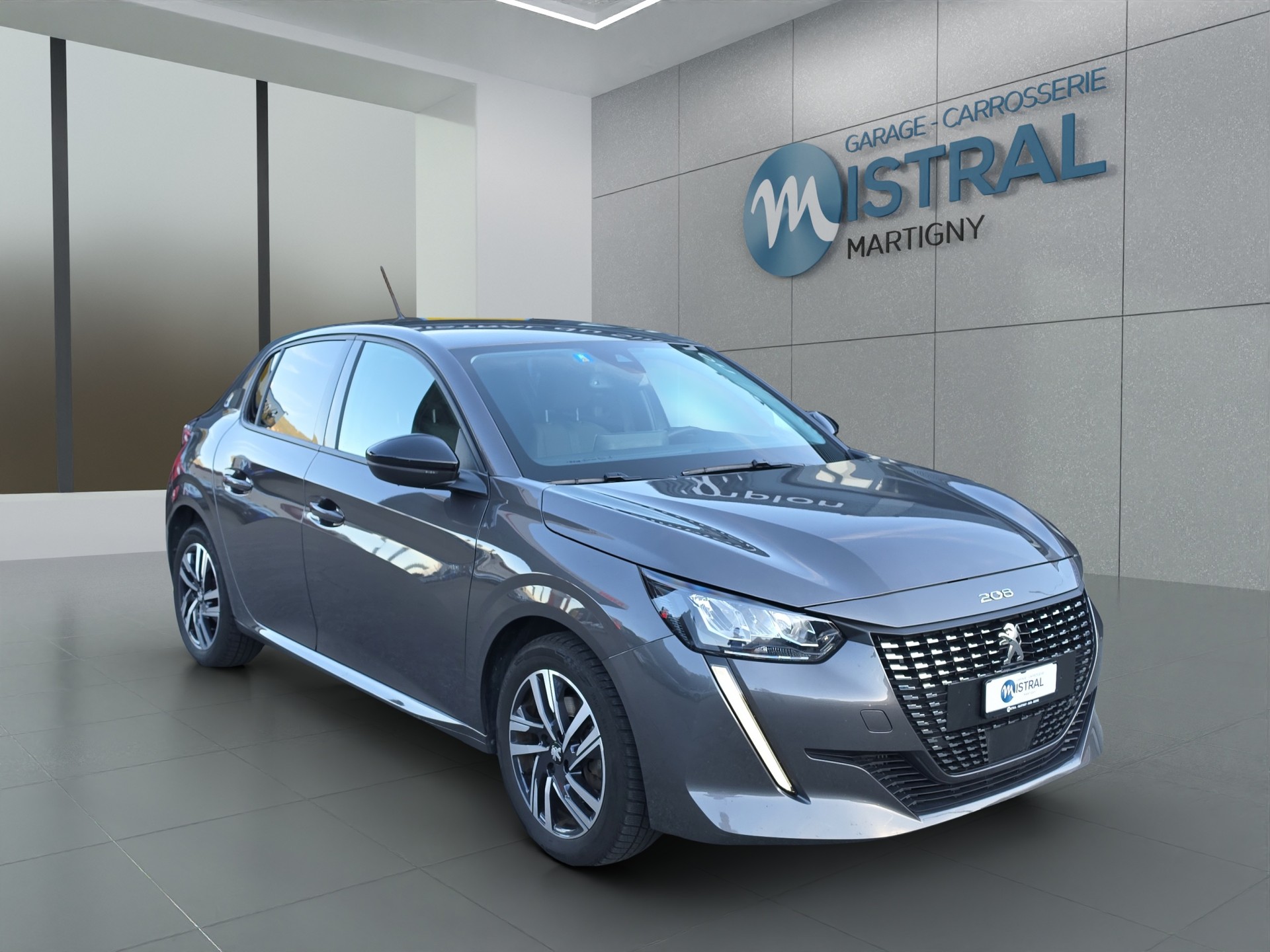PEUGEOT 208 1.2 PureTech 100 Allure-image-6
