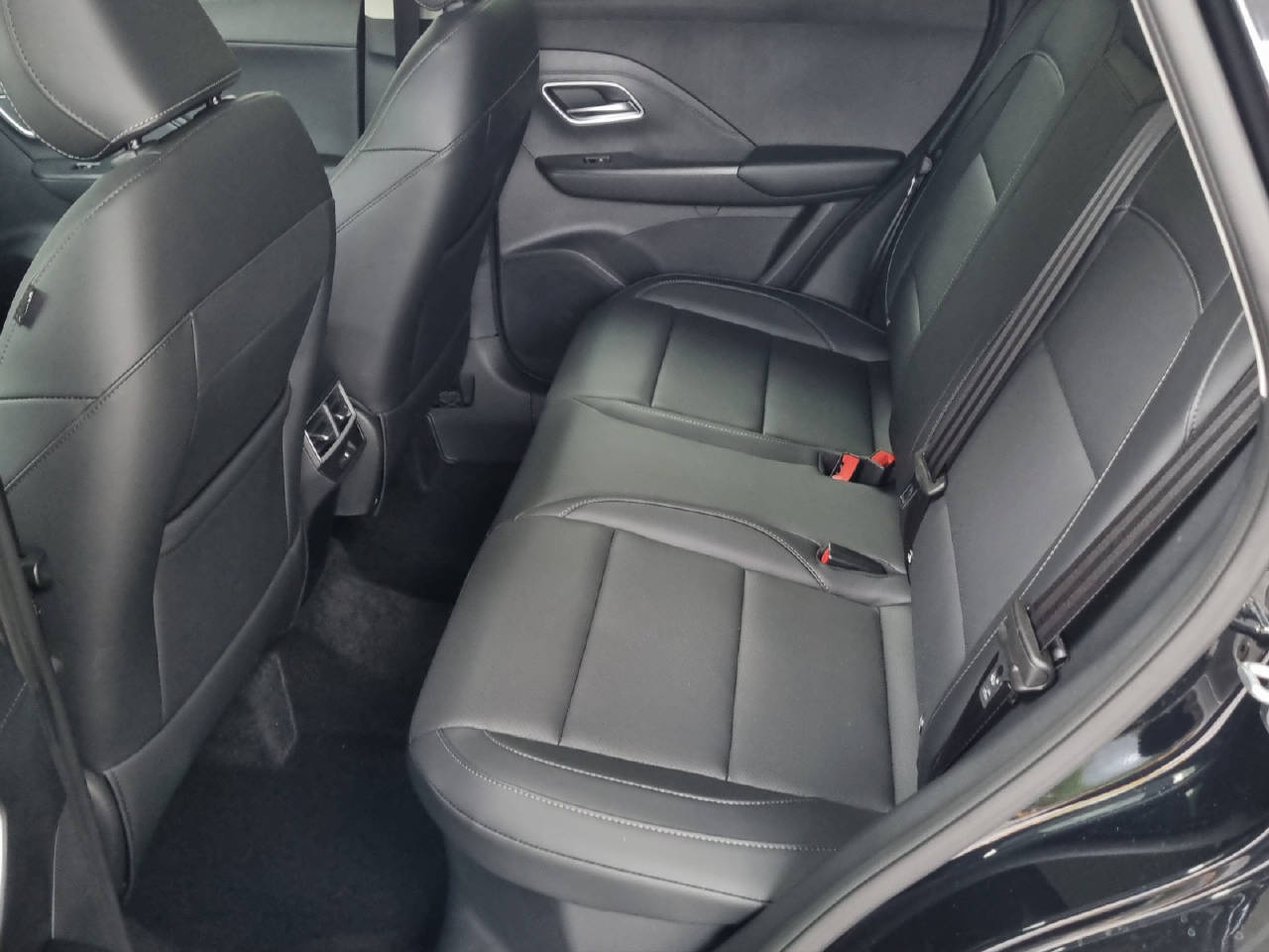 MG ZS 1.5 Hybrid+ Luxury-image-7