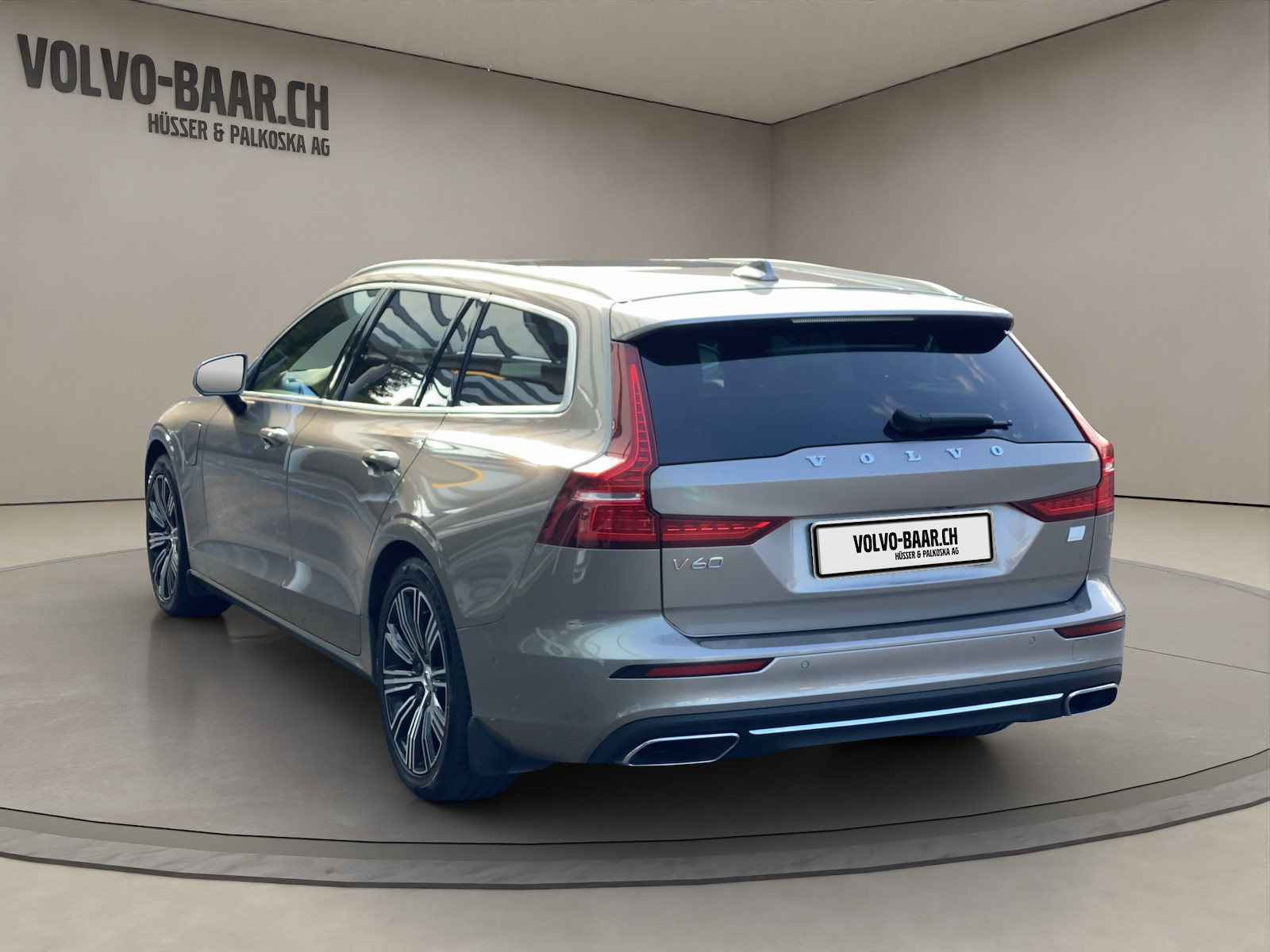 VOLVO V60 2.0 T8 TE Inscription eAWD-image-2