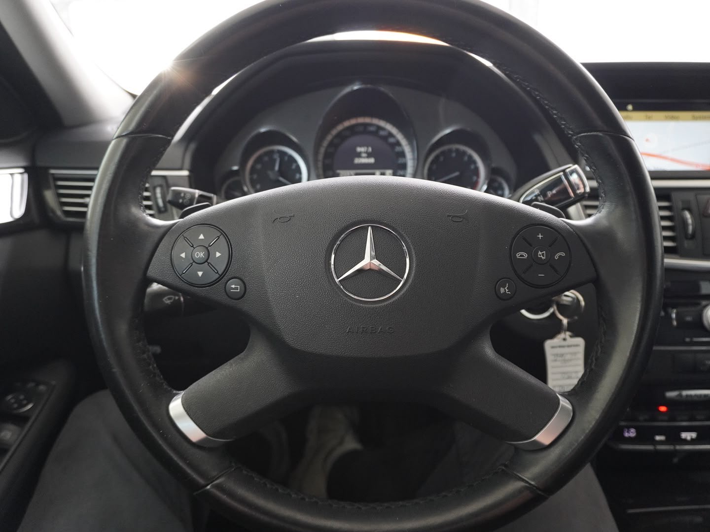 MERCEDES-BENZ E 350 Avantgarde 4Matic 7G-Tronic-image-5