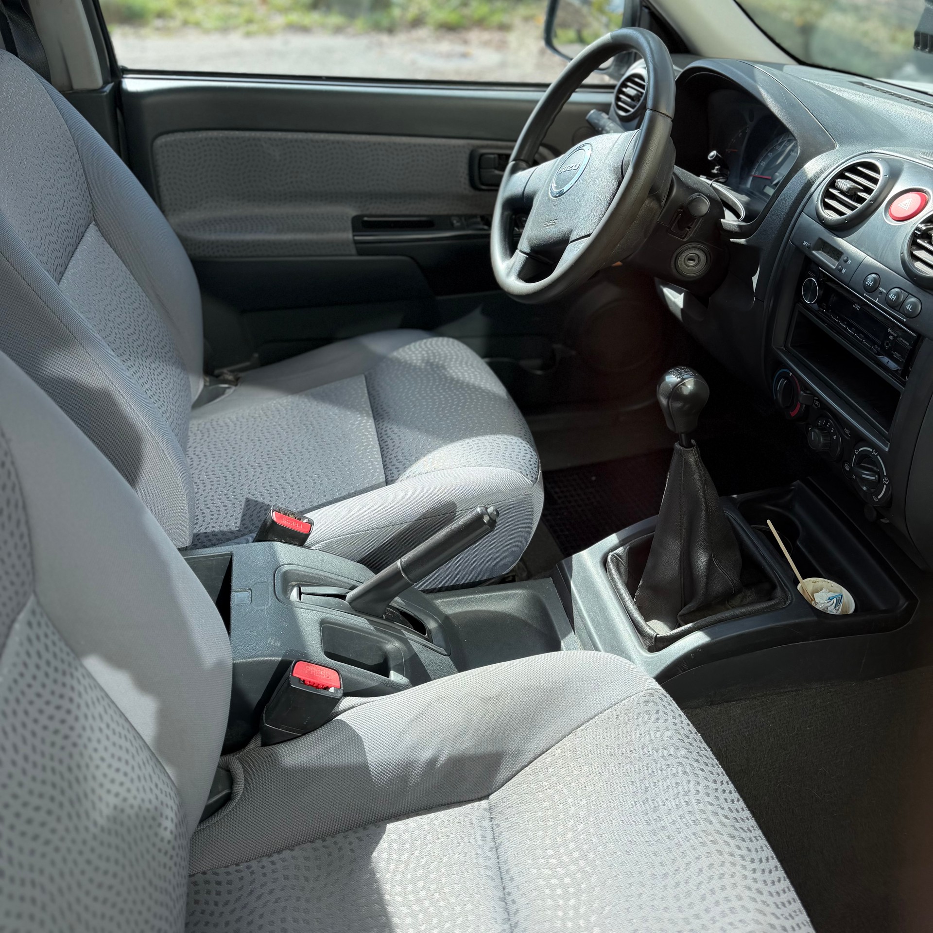 ISUZU 3.0 TDi L 4x4-image-4