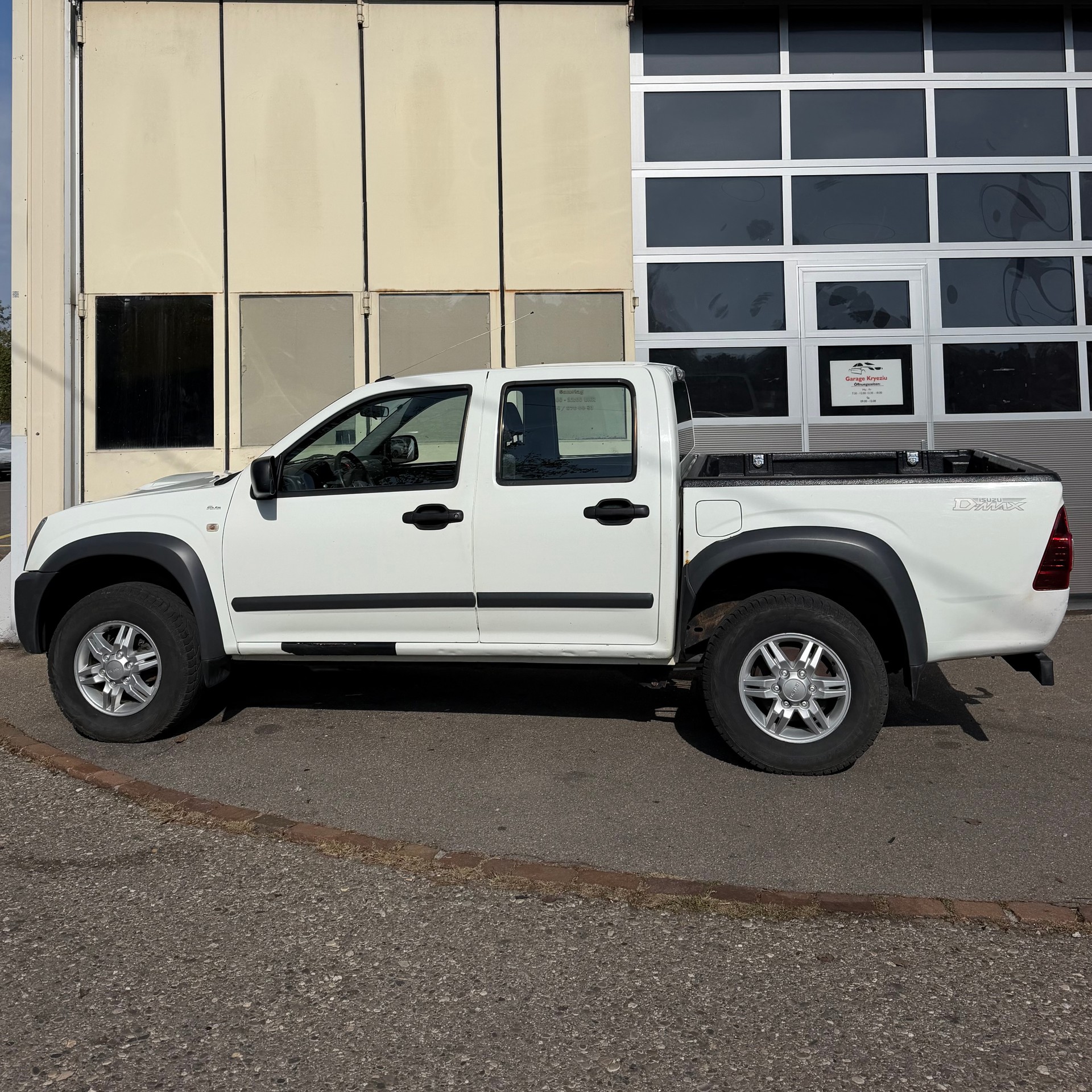 ISUZU 3.0 TDi L 4x4-image-1