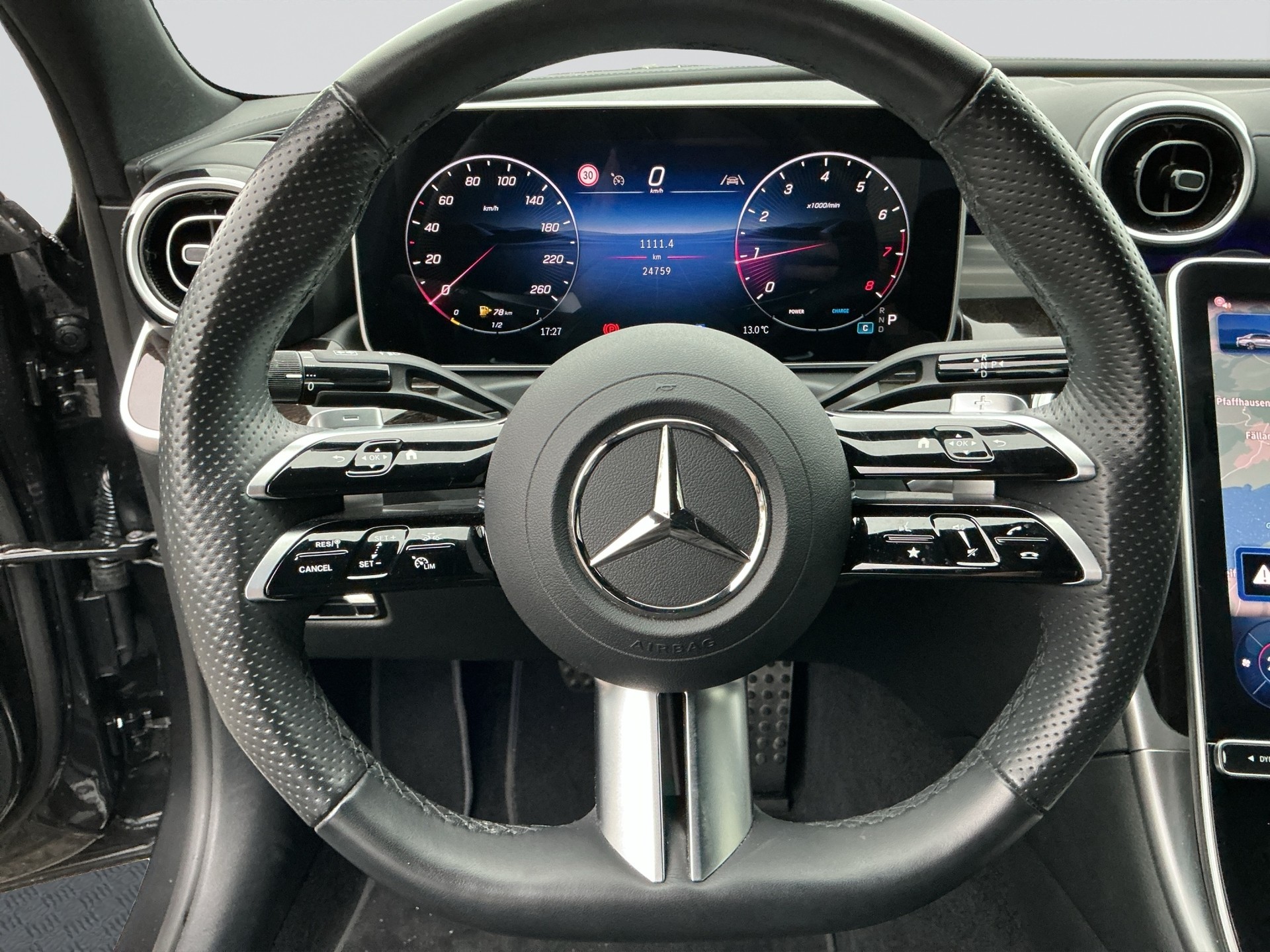 MERCEDES-BENZ C 180 AMG Line-image-9