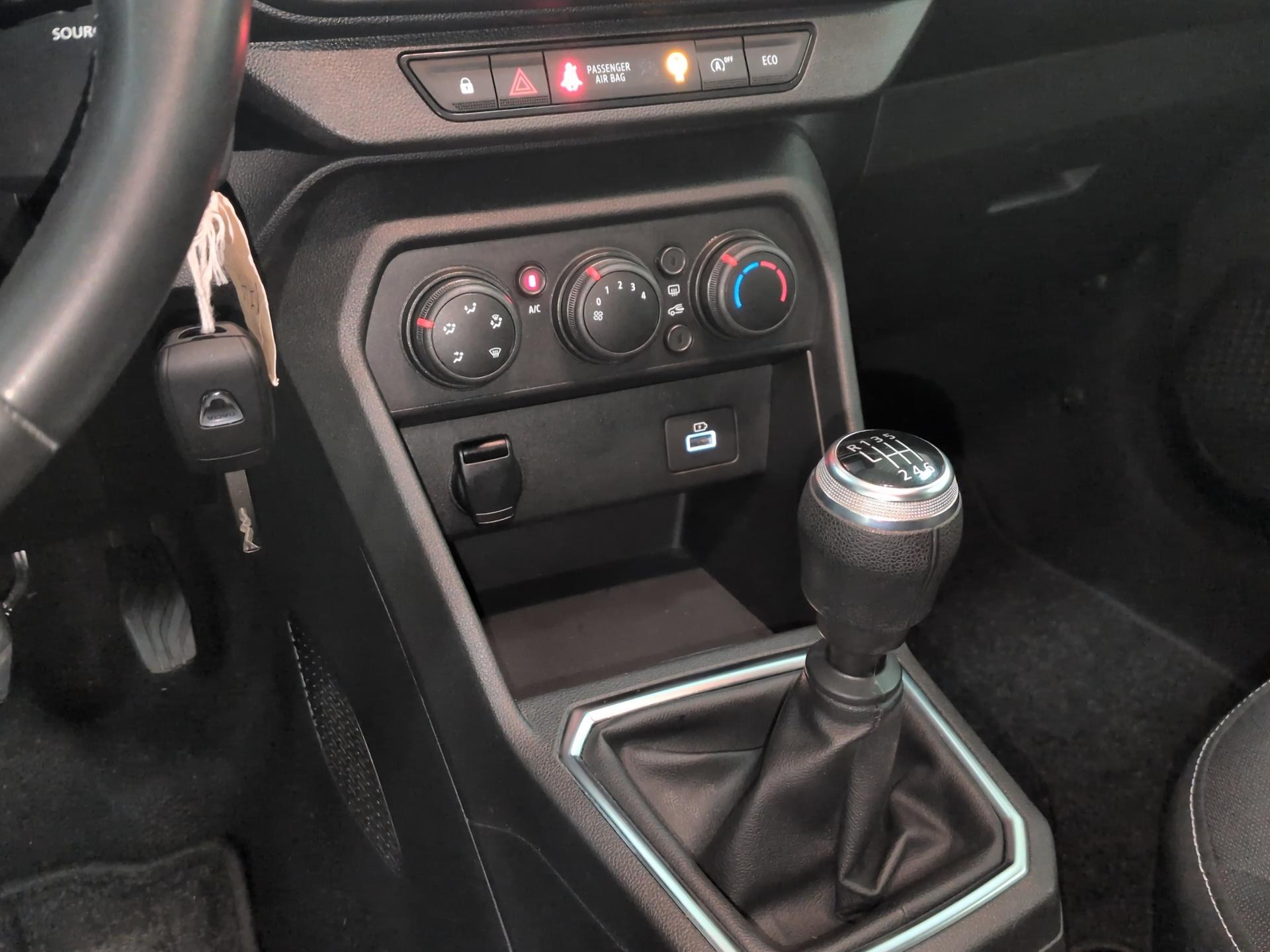DACIA Sandero Stepway TCe 90 Comfort-image-11
