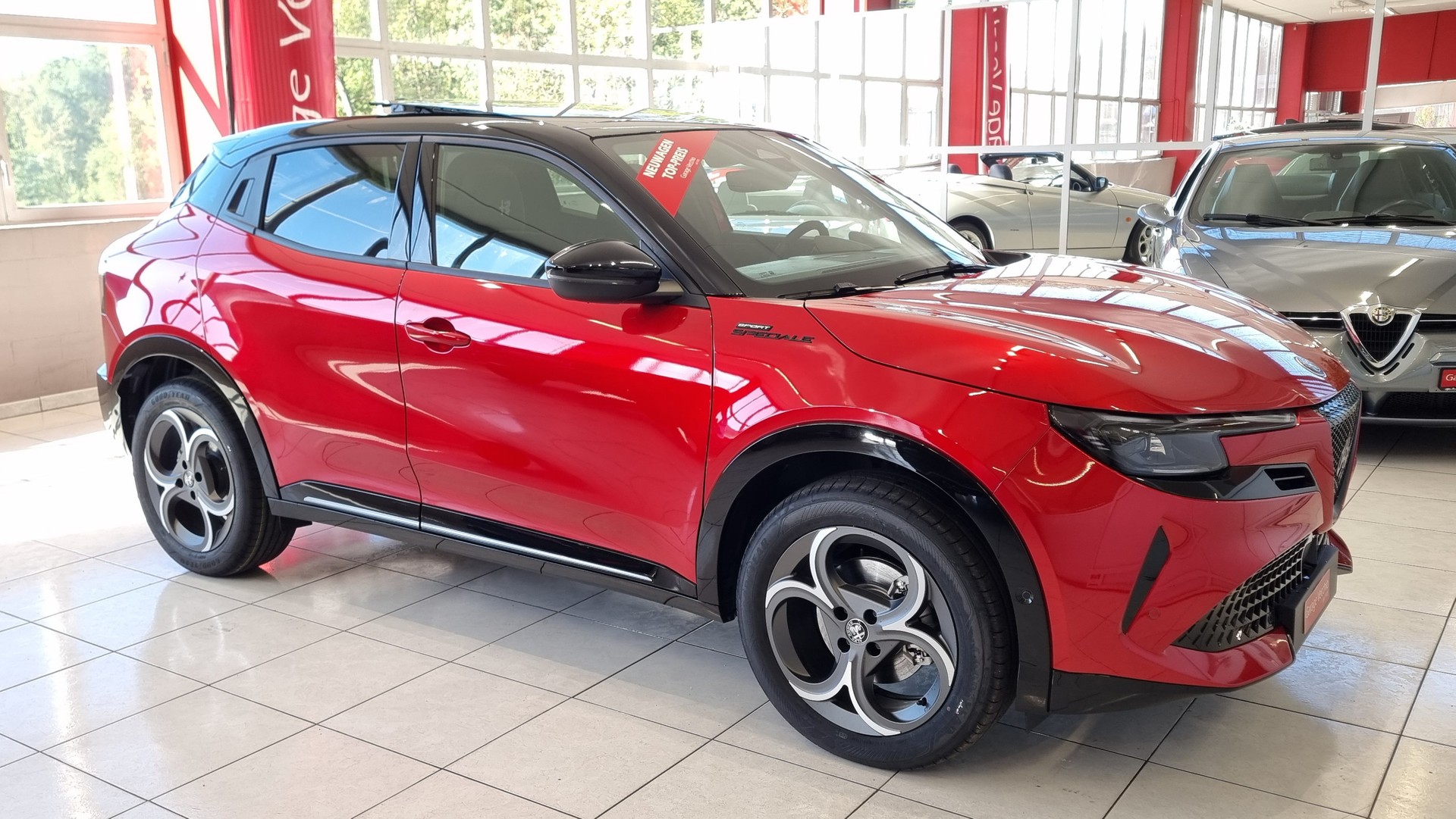ALFA ROMEO Junior 1.2 Sport Speciale Tech & Sky MY 26-image-6