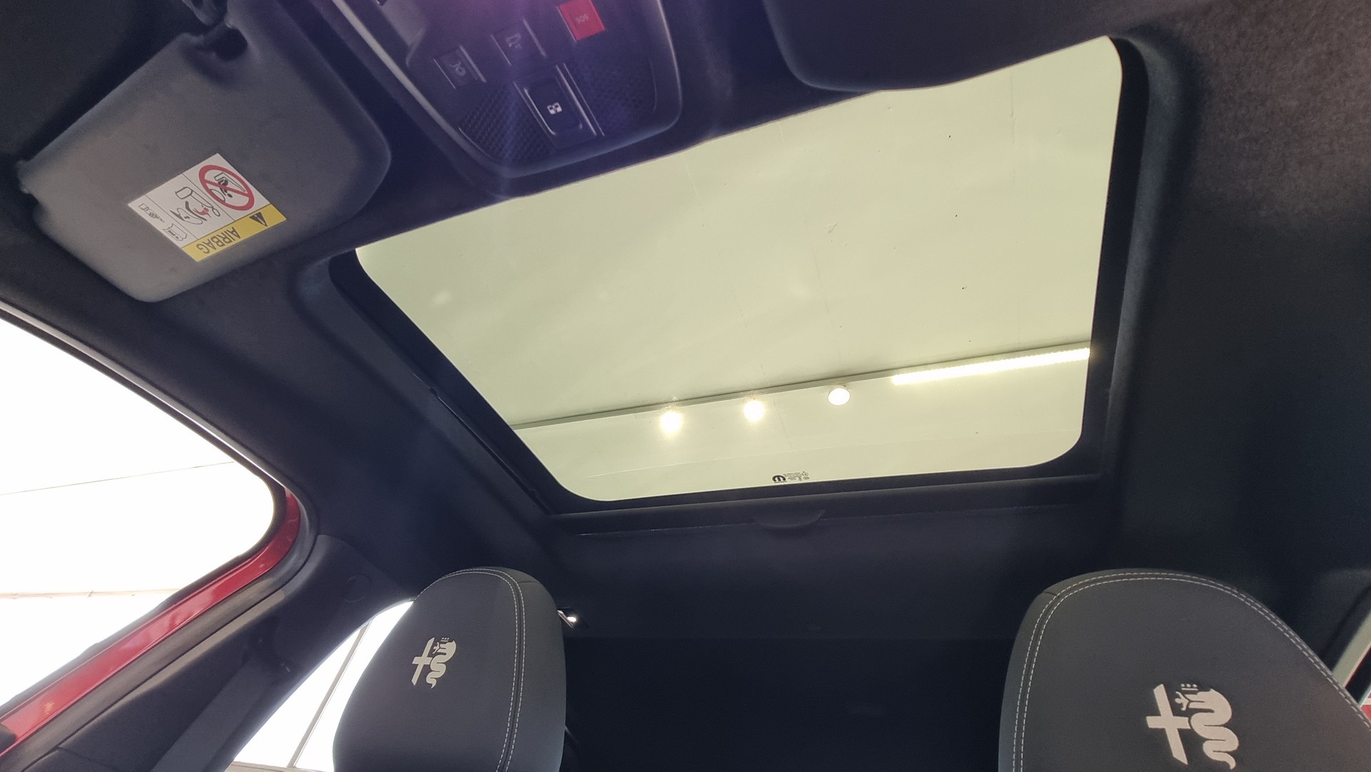 ALFA ROMEO Junior 1.2 Sport Speciale Tech & Sky MY 26-image-11