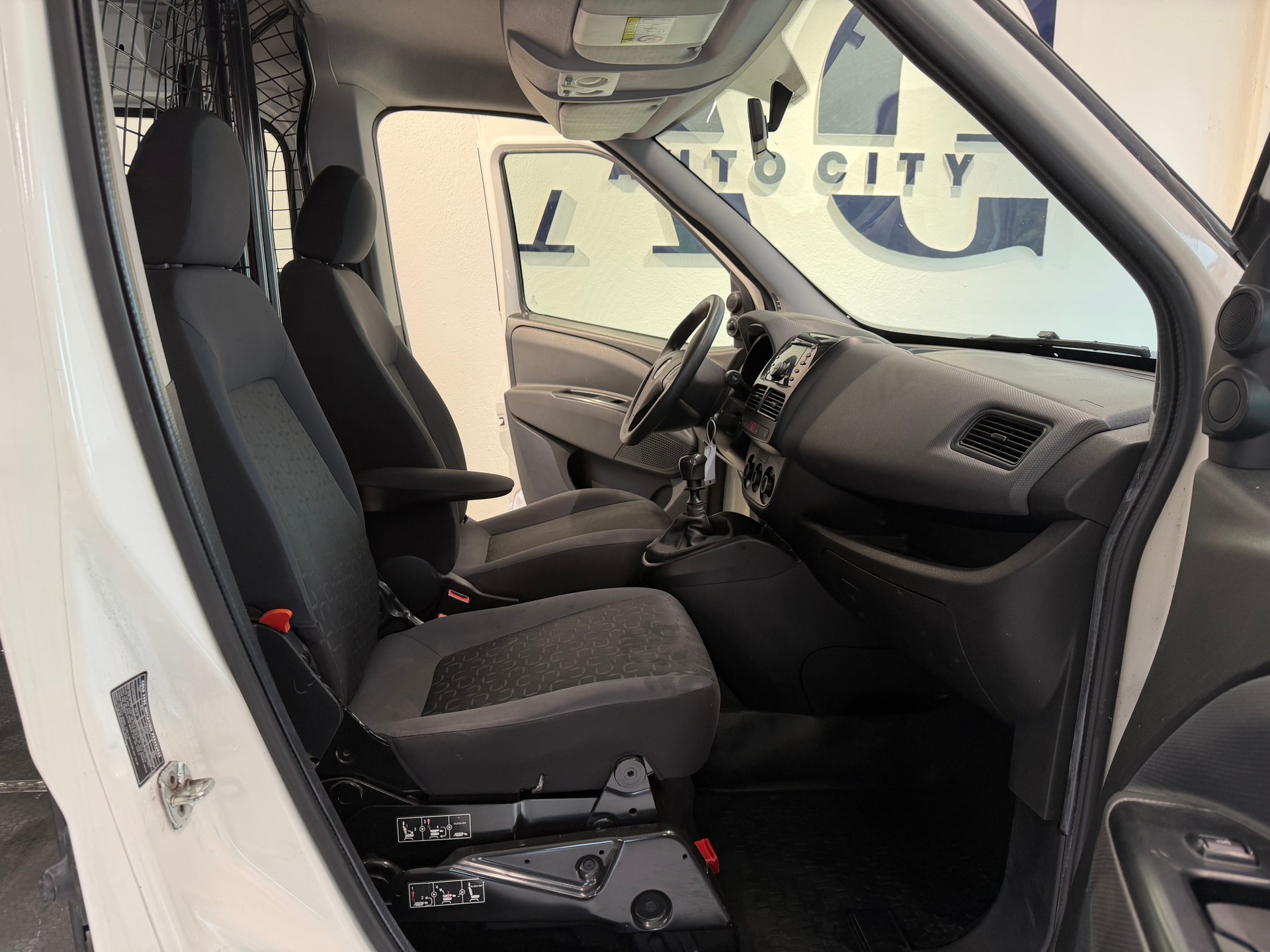 FIAT Doblò 1.4 Natural Power Cargo Swiss-image-8