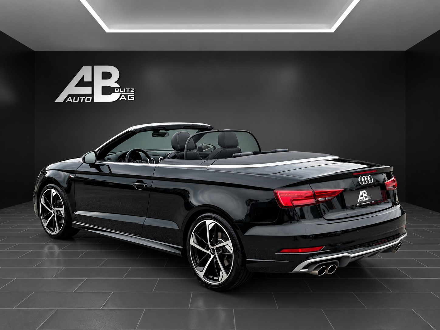 AUDI A3 Cabriolet 35 TFSI Sport Attraction S-Line S-tronic-image-2