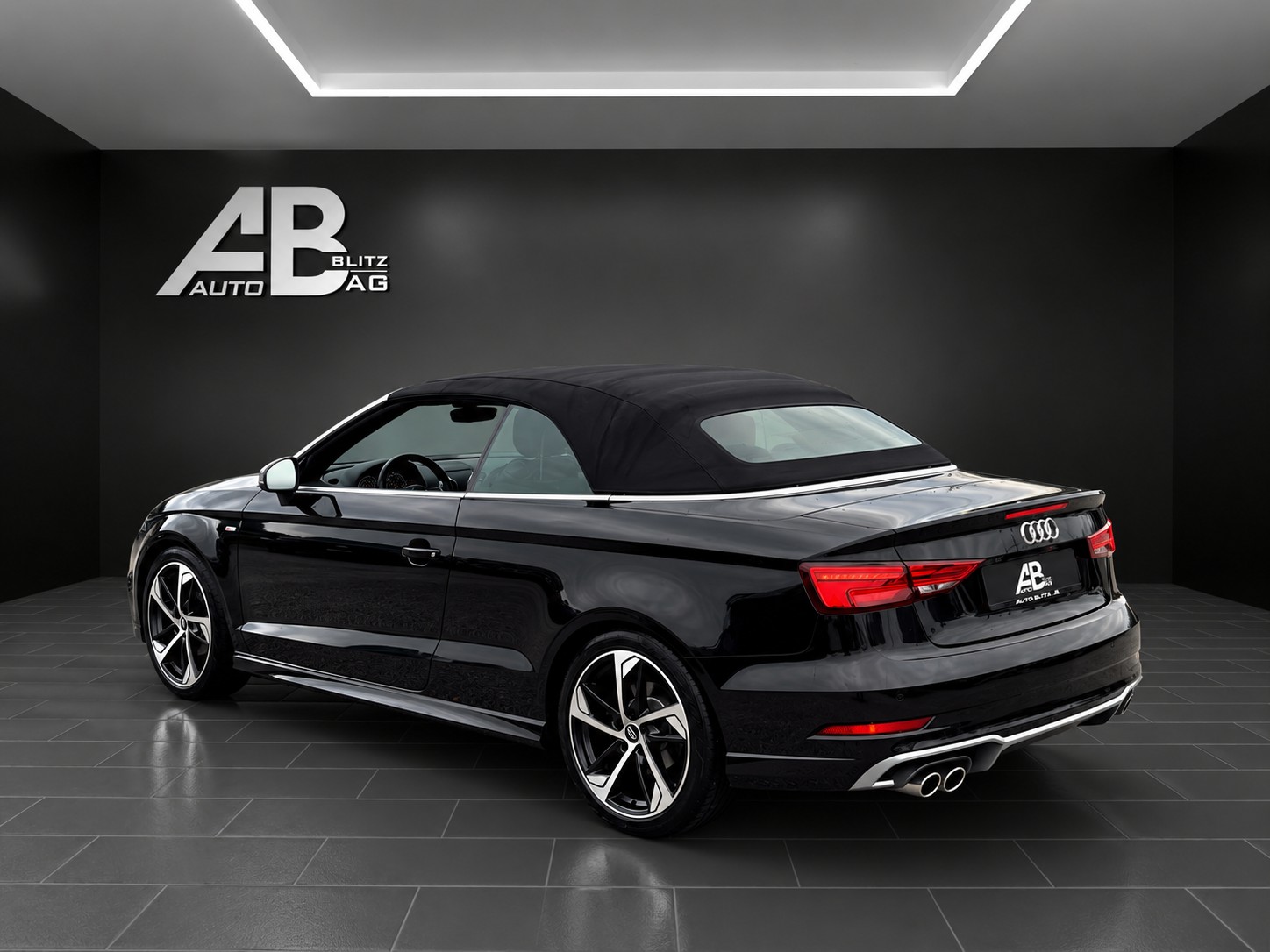 AUDI A3 Cabriolet 35 TFSI Sport Attraction S-Line S-tronic-image-13