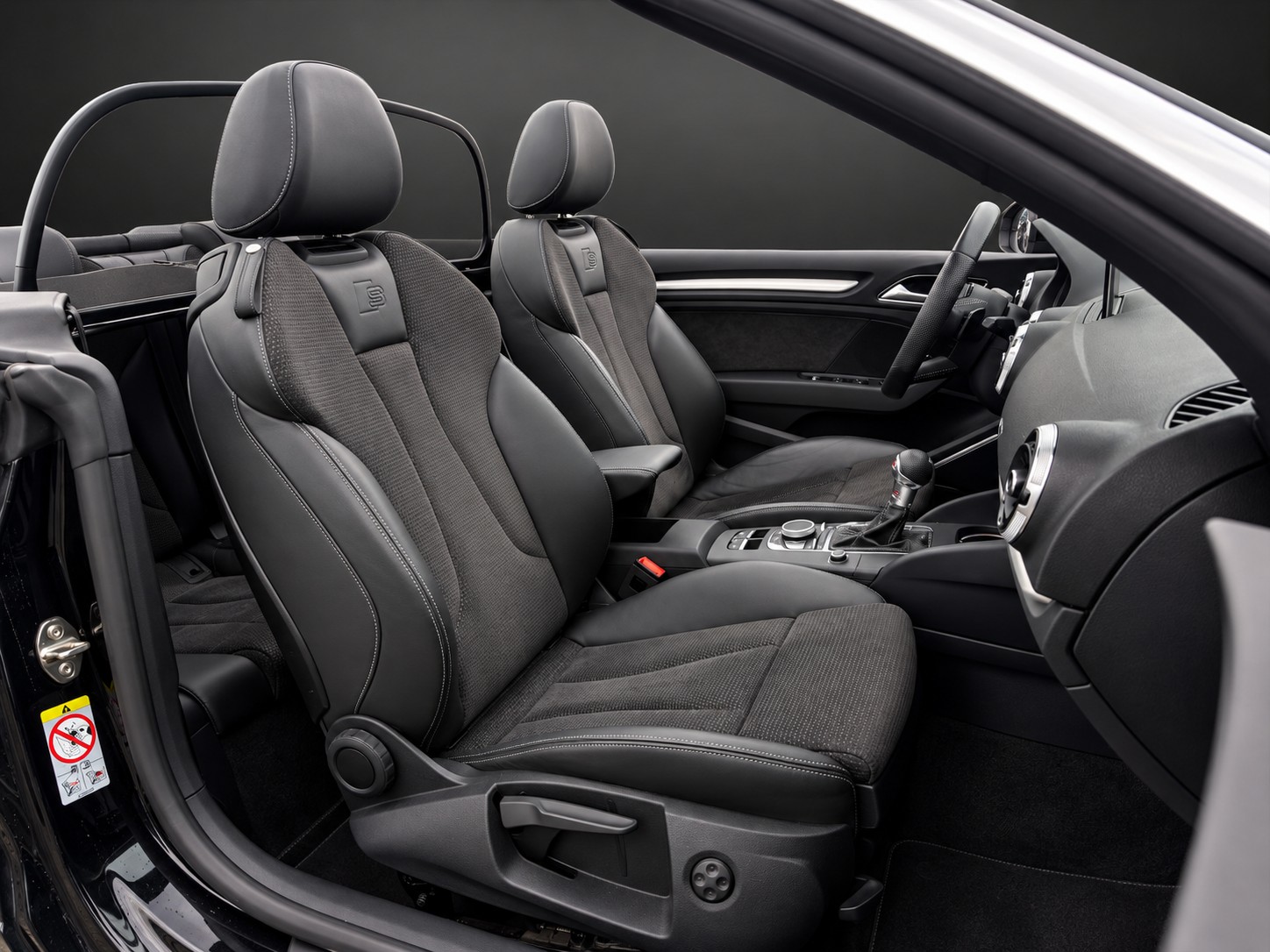 AUDI A3 Cabriolet 35 TFSI Sport Attraction S-Line S-tronic-image-8