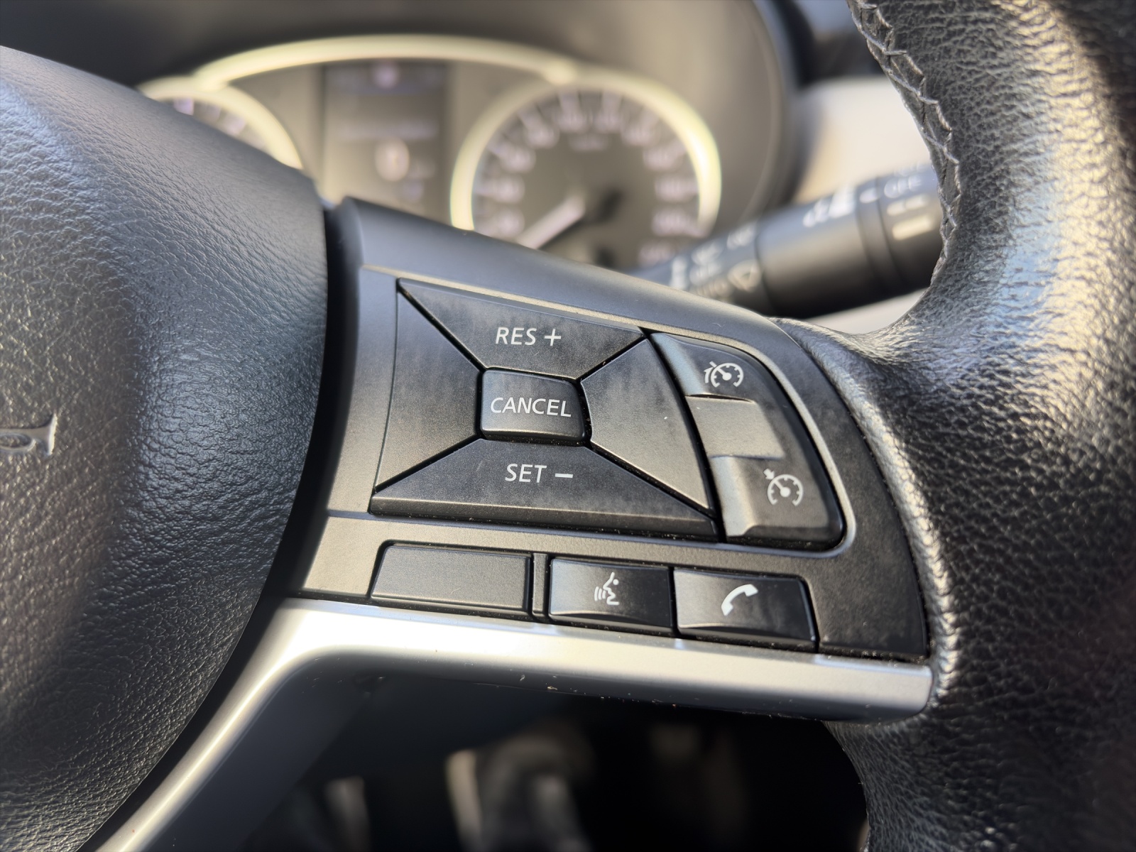 NISSAN Micra 1.0 IG-T N-Design-image-18