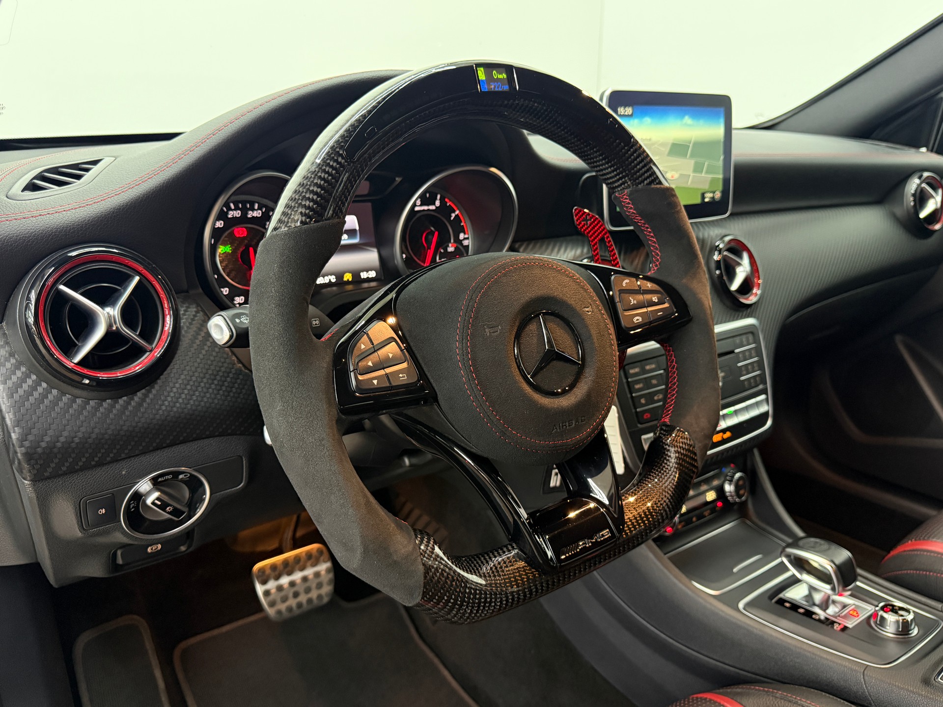 MERCEDES-BENZ A 45 AMG 4Matic Speedshift 7G-DCT-image-27