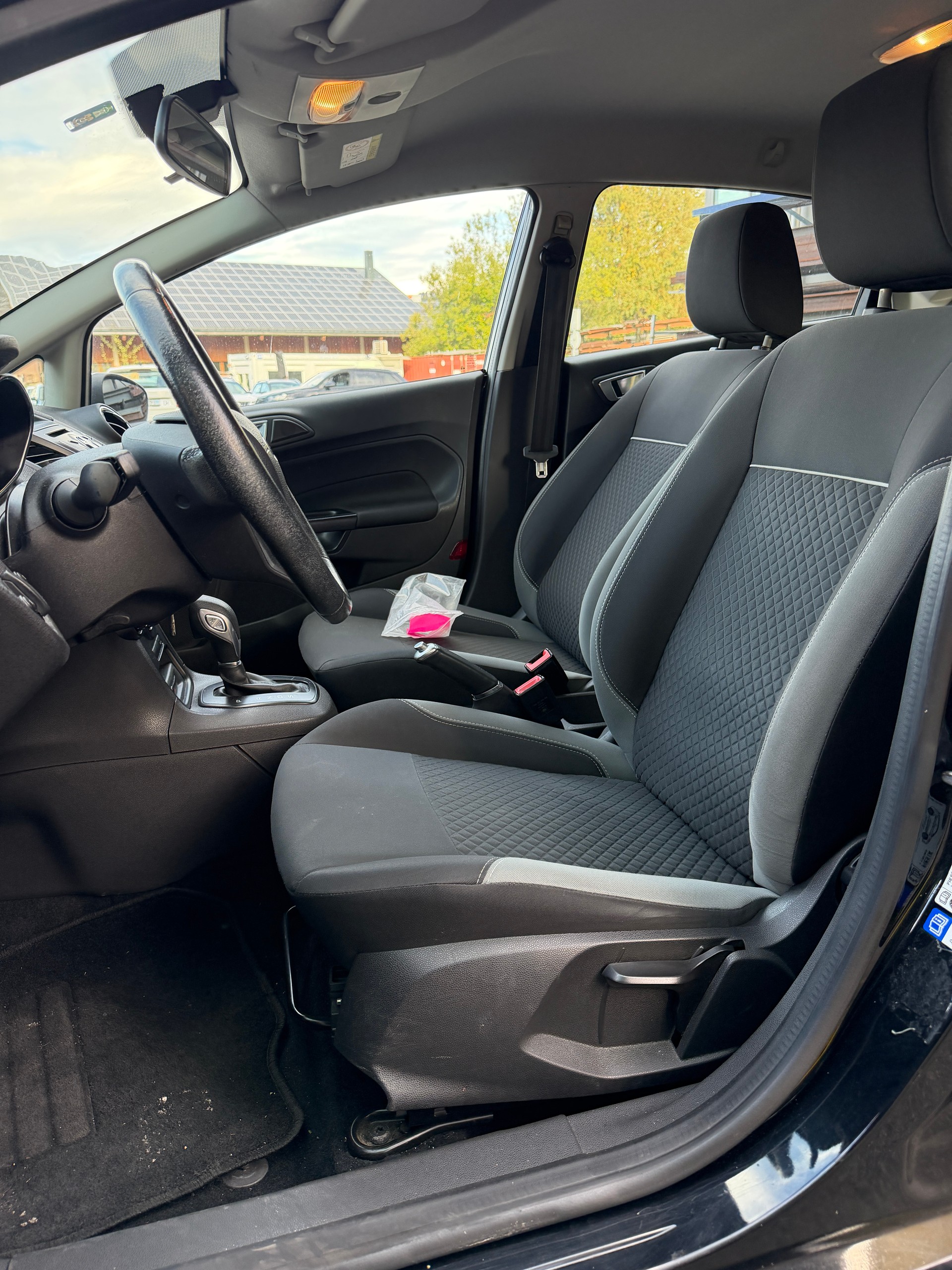 FORD Fiesta 1.0 SCTi Trend PowerShift-image-6