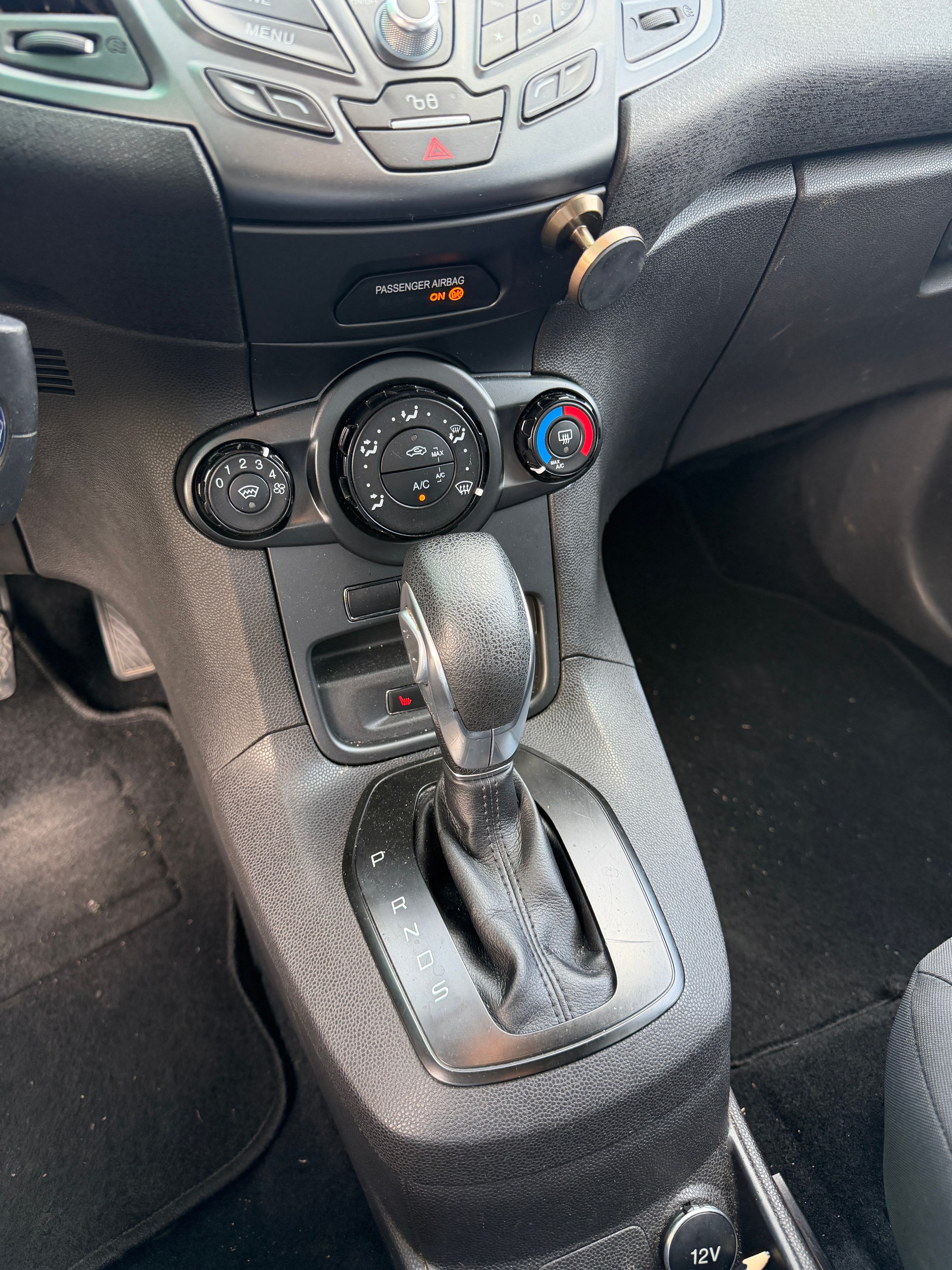 FORD Fiesta 1.0 SCTi Trend PowerShift-image-10