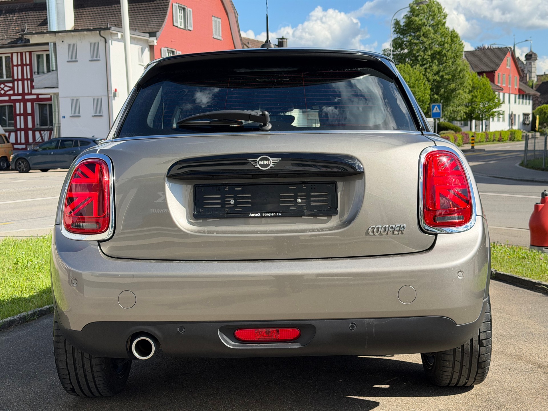MINI Cooper Steptronic DKG-image-8