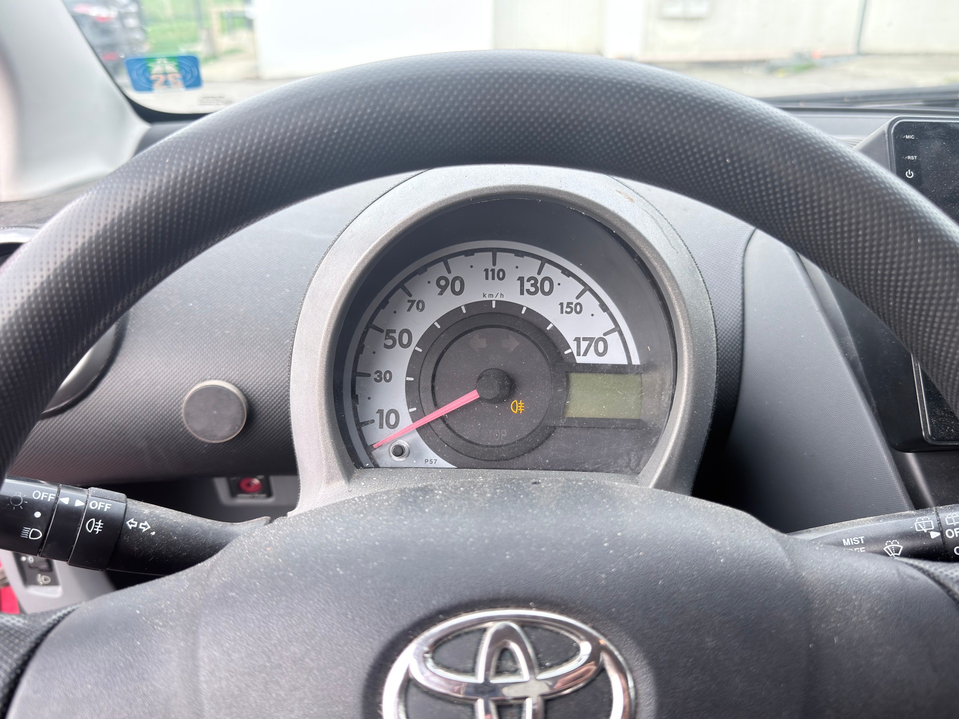 TOYOTA Aygo 1.0 Linea Sol-image-8