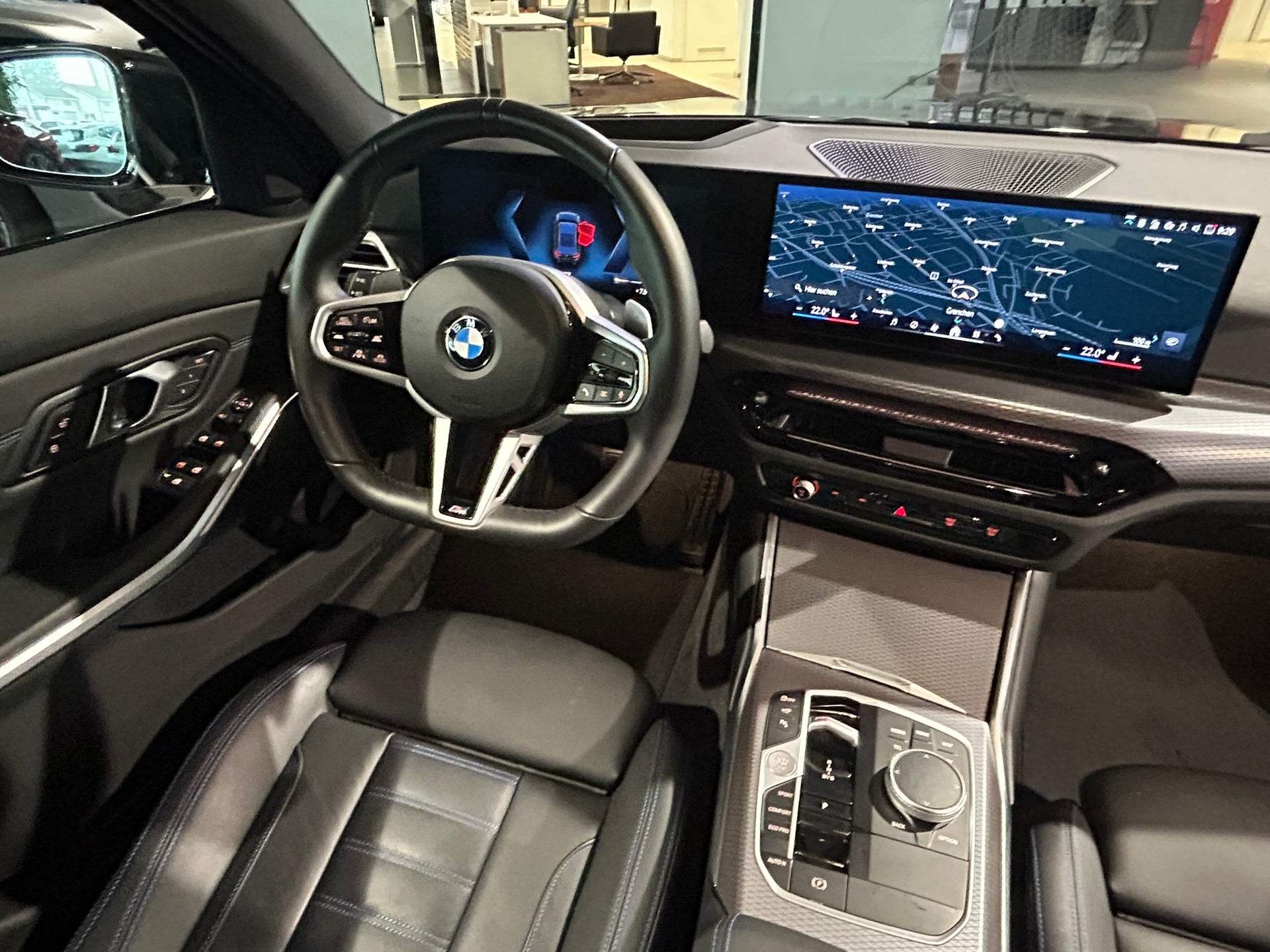 BMW 320d xDrive 48V Steptronic M Sport-image-29