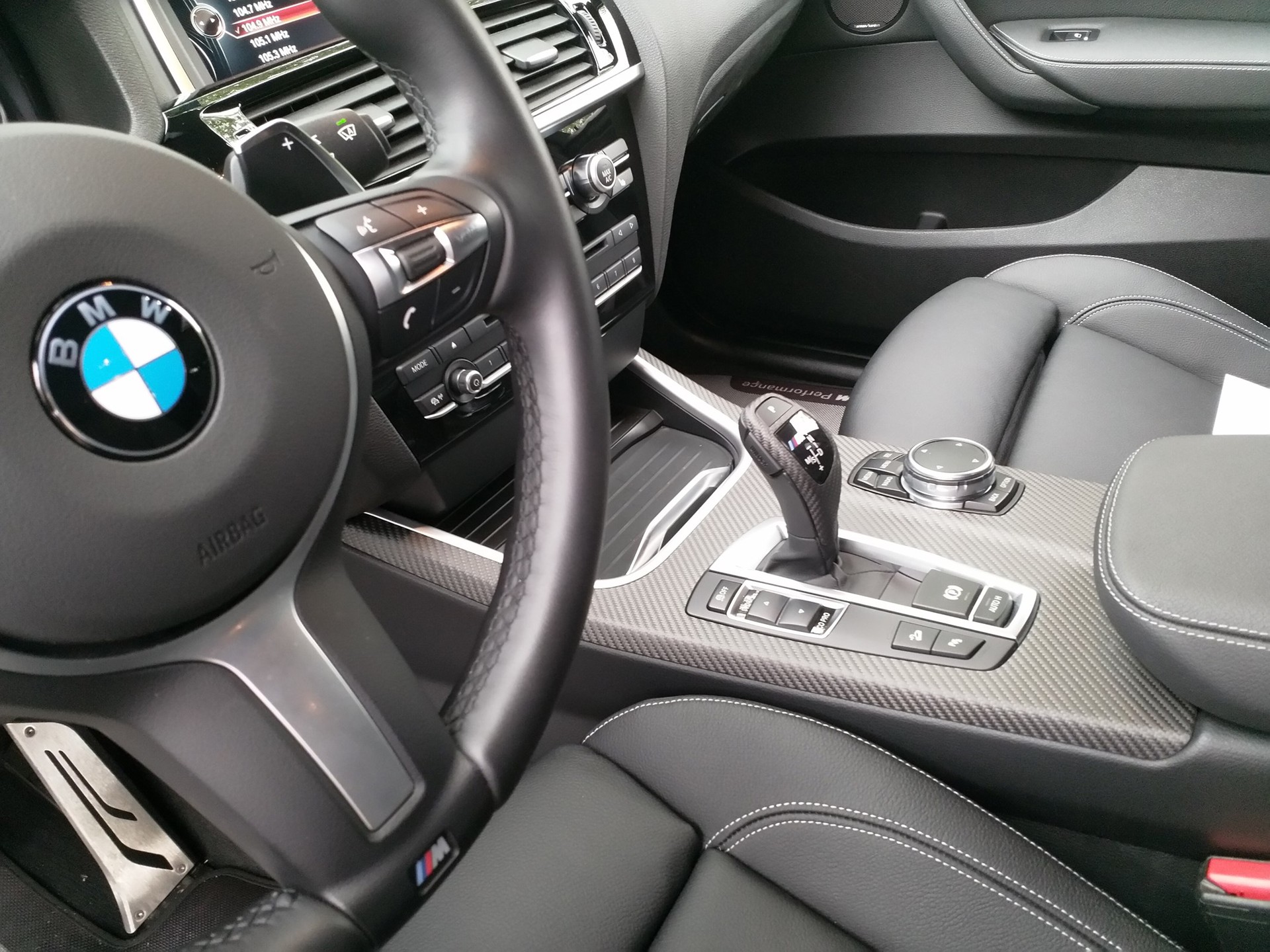 BMW X4 M40i Performance-image-13