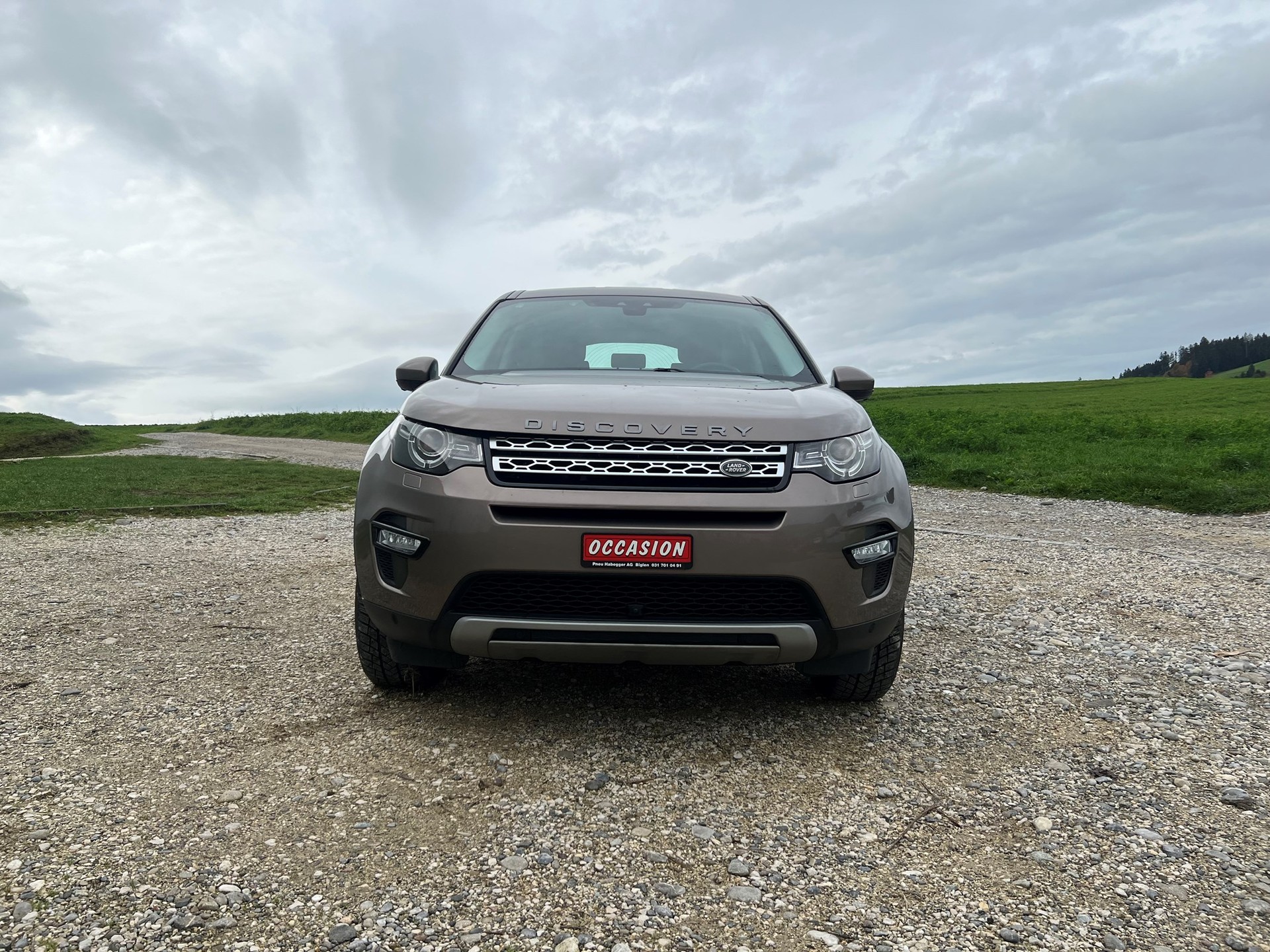 LAND ROVER Discovery Sport 2.0 TD4 HSE-image-2
