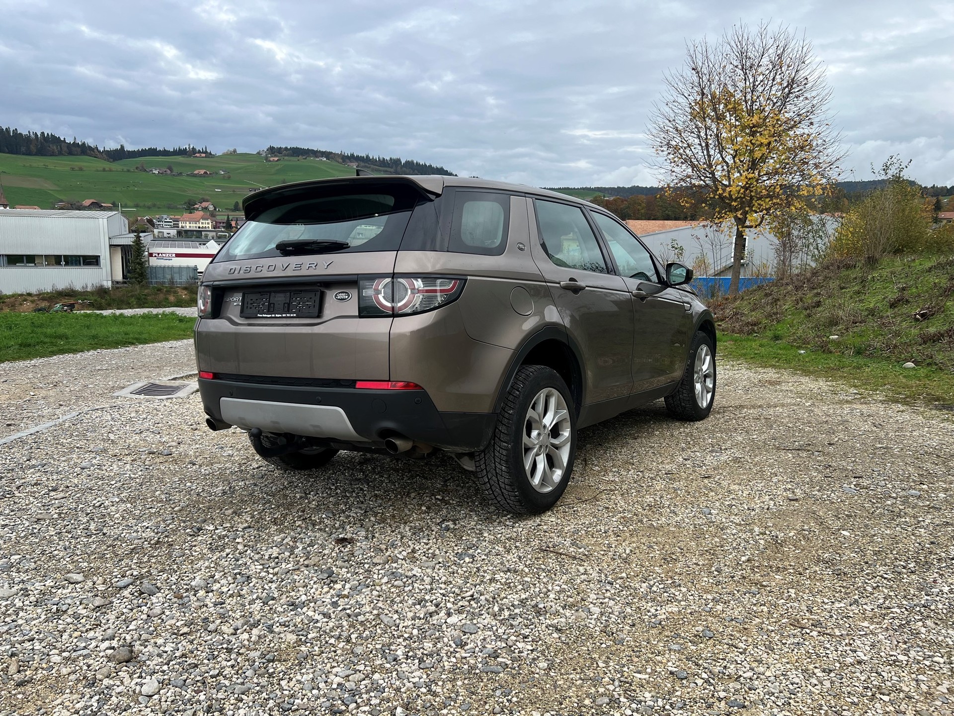 LAND ROVER Discovery Sport 2.0 TD4 HSE-image-4