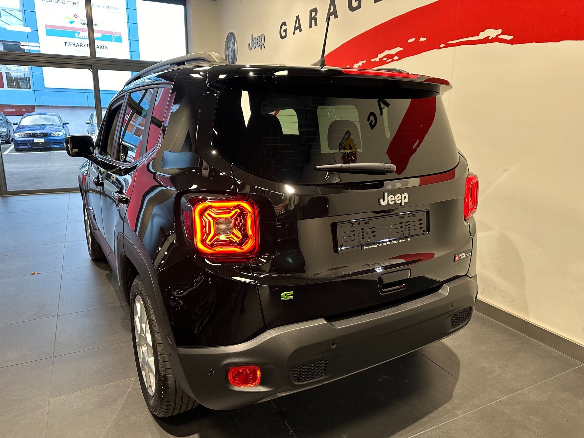 JEEP Renegade 1.5 MHEV Swiss Limited-image-11