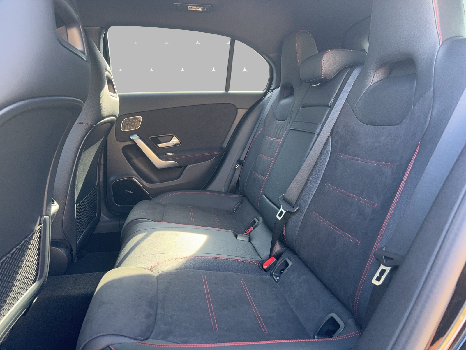 MERCEDES-BENZ A 250 4Matic 8G-DCT-image-8