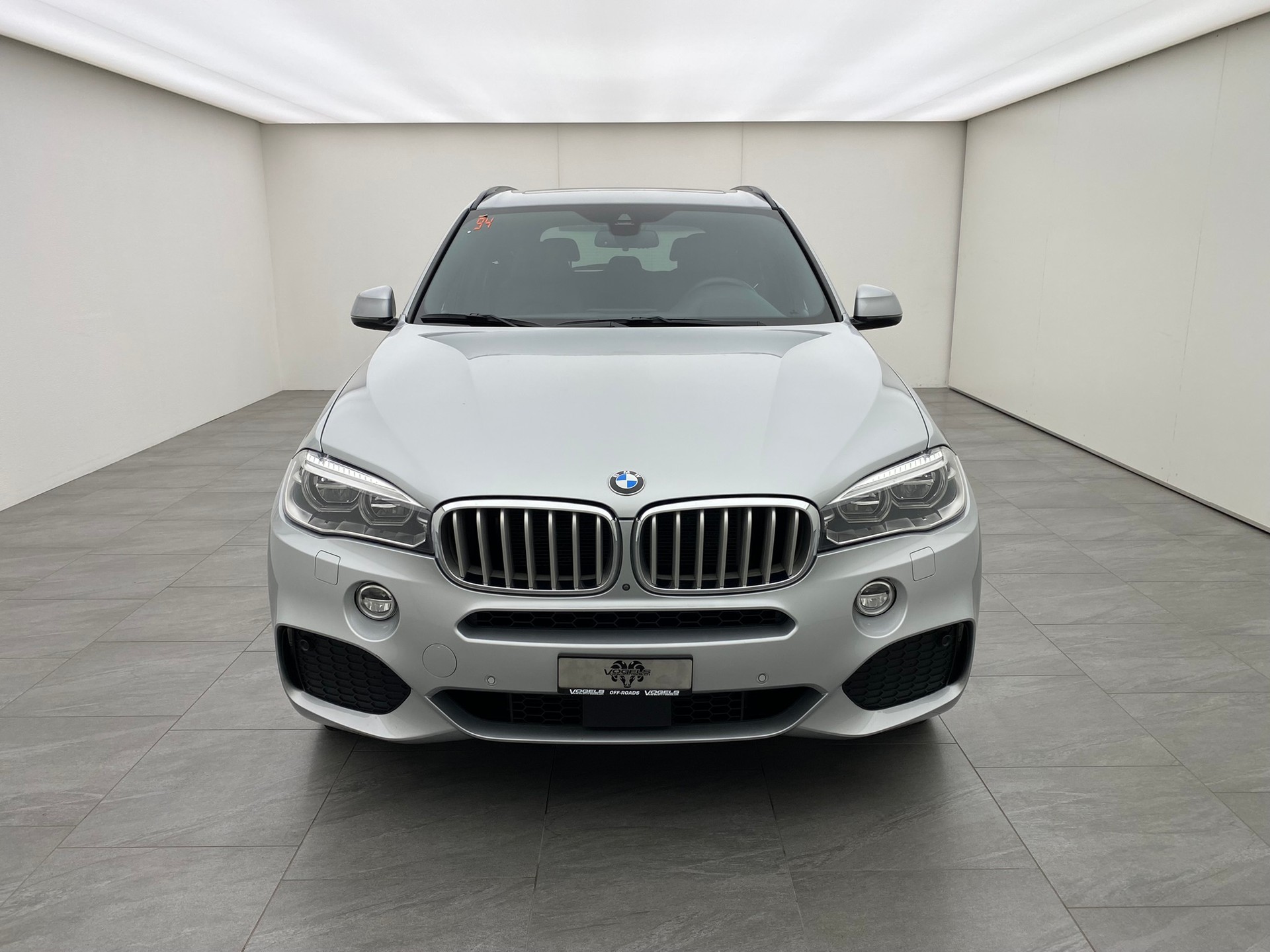 BMW X5 xDrive 40d-image-1