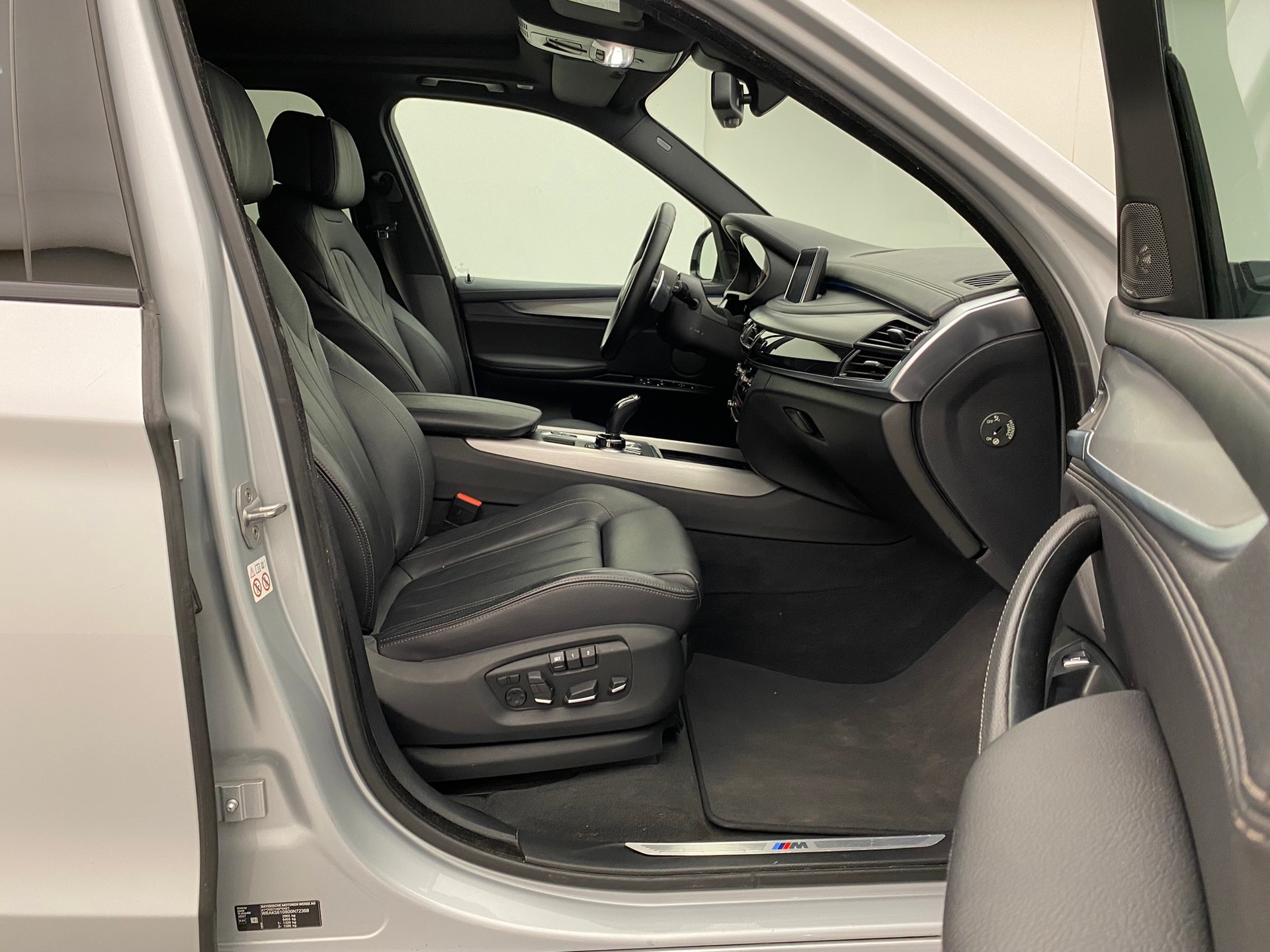 BMW X5 xDrive 40d-image-10