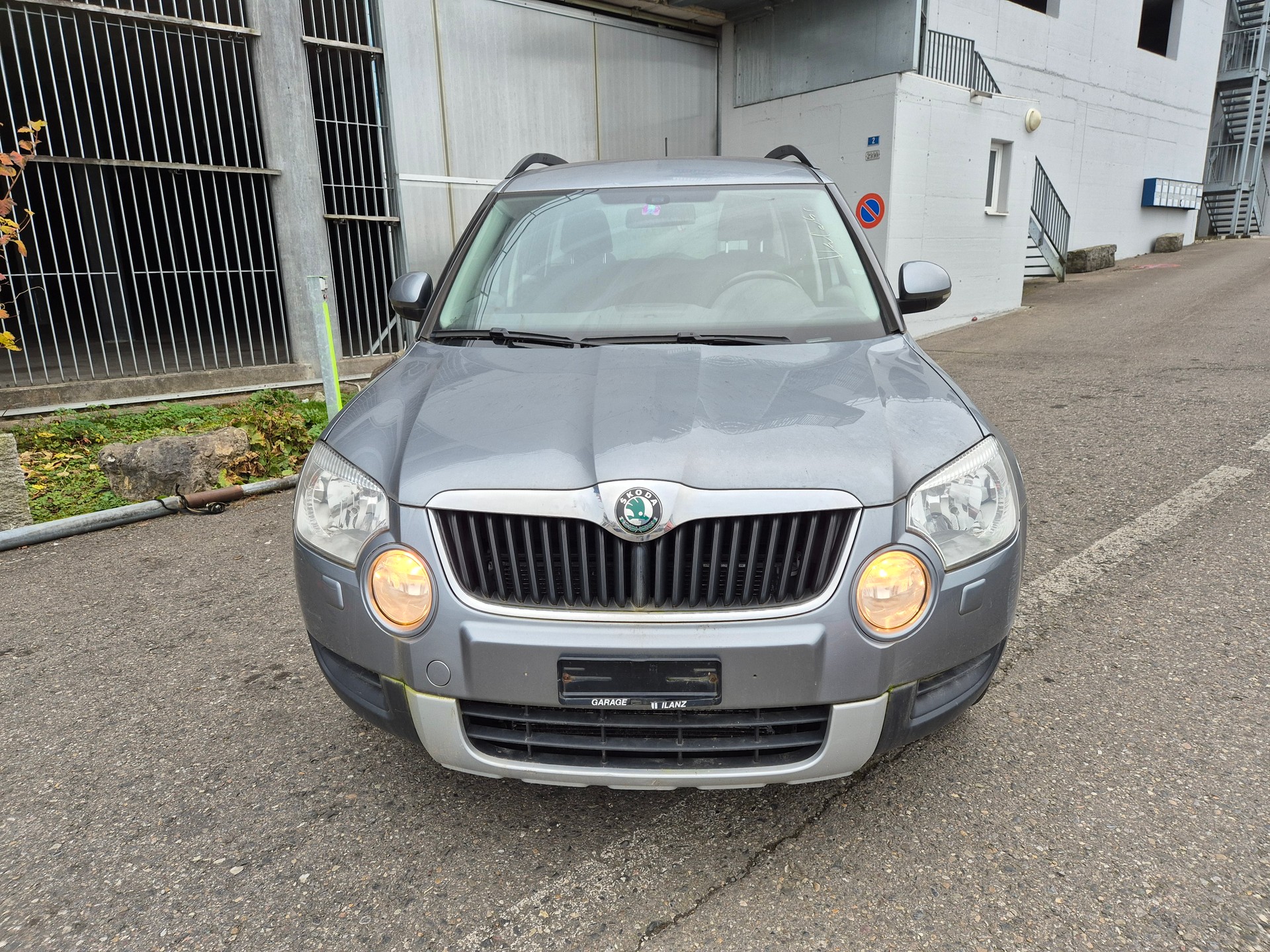 SKODA Yeti 1.8 TSI Active 4x4-image-0