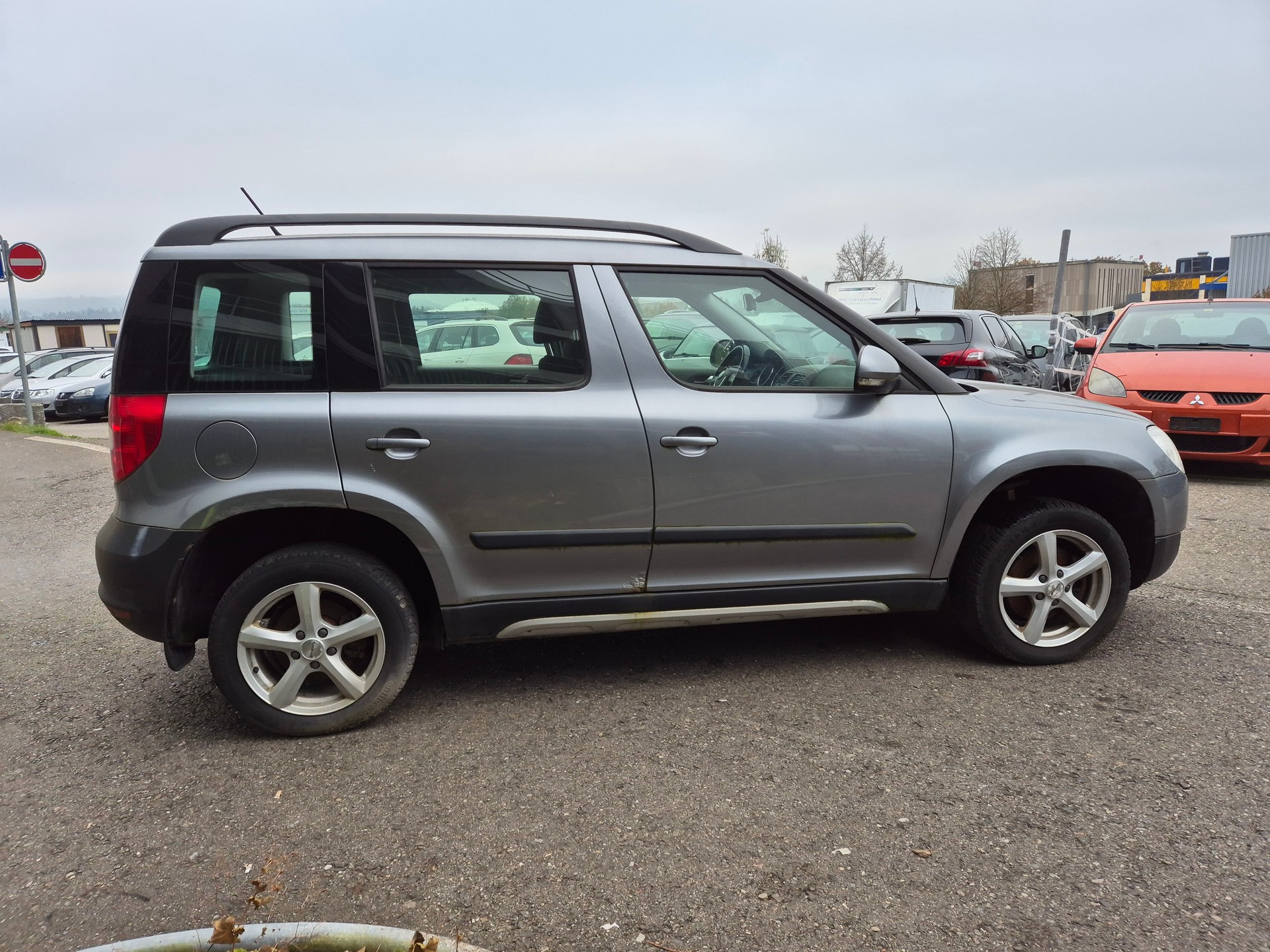 SKODA Yeti 1.8 TSI Active 4x4-image-3
