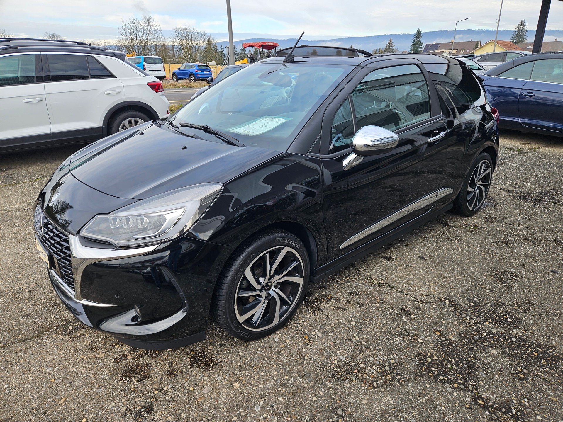 DS AUTOMOBILES DS 3 Cabrio 1.2 PureTech SO Chic-image-2