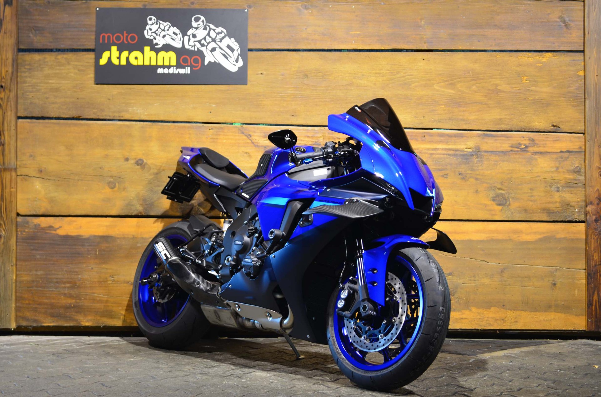 YAMAHA YZF-R1 ABS