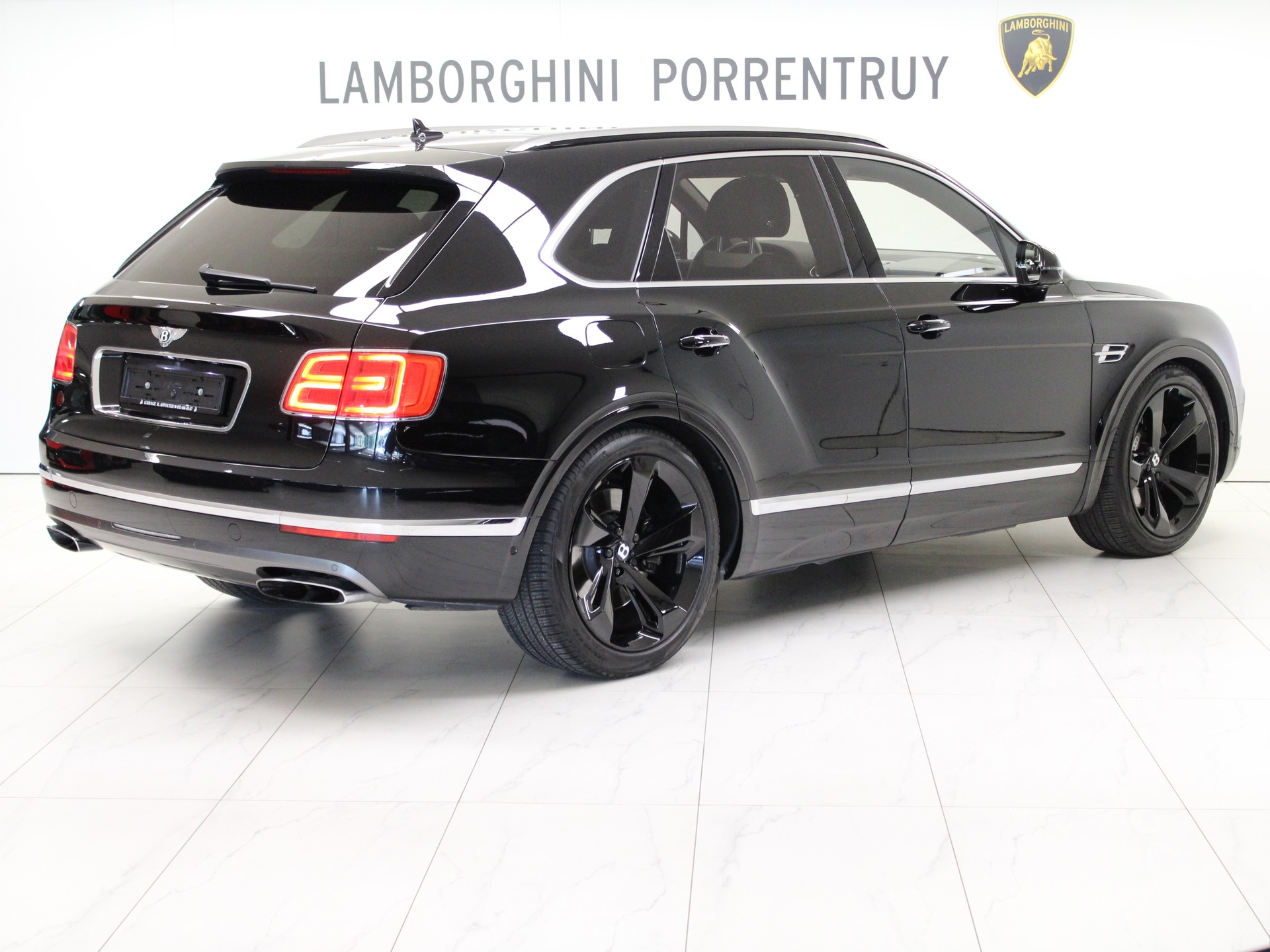 BENTLEY Bentayga W12-image-2
