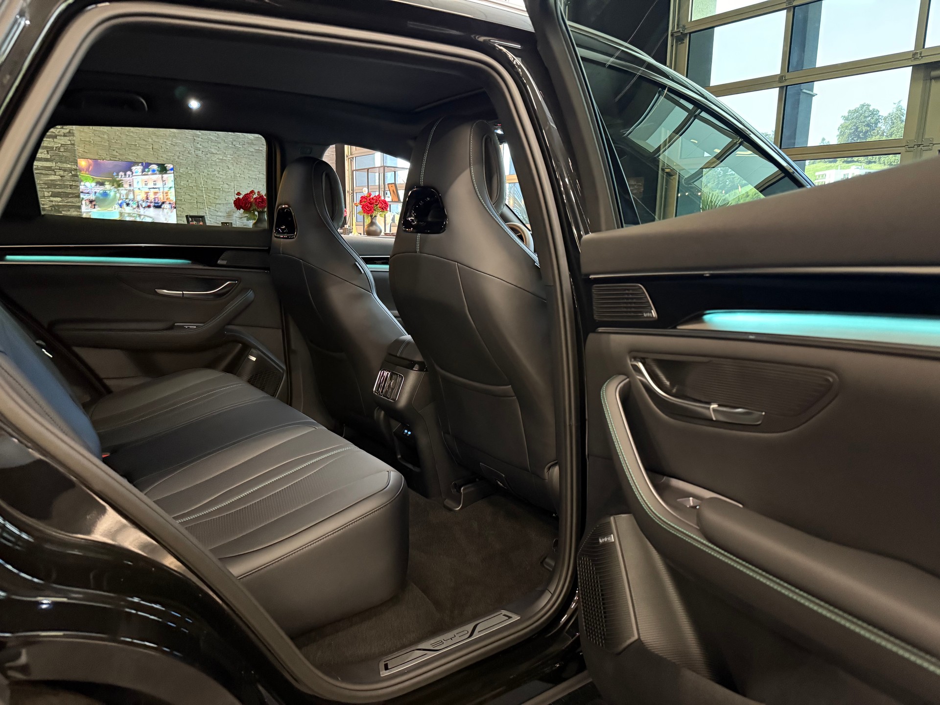 BYD Seal U Design Elektro-image-28