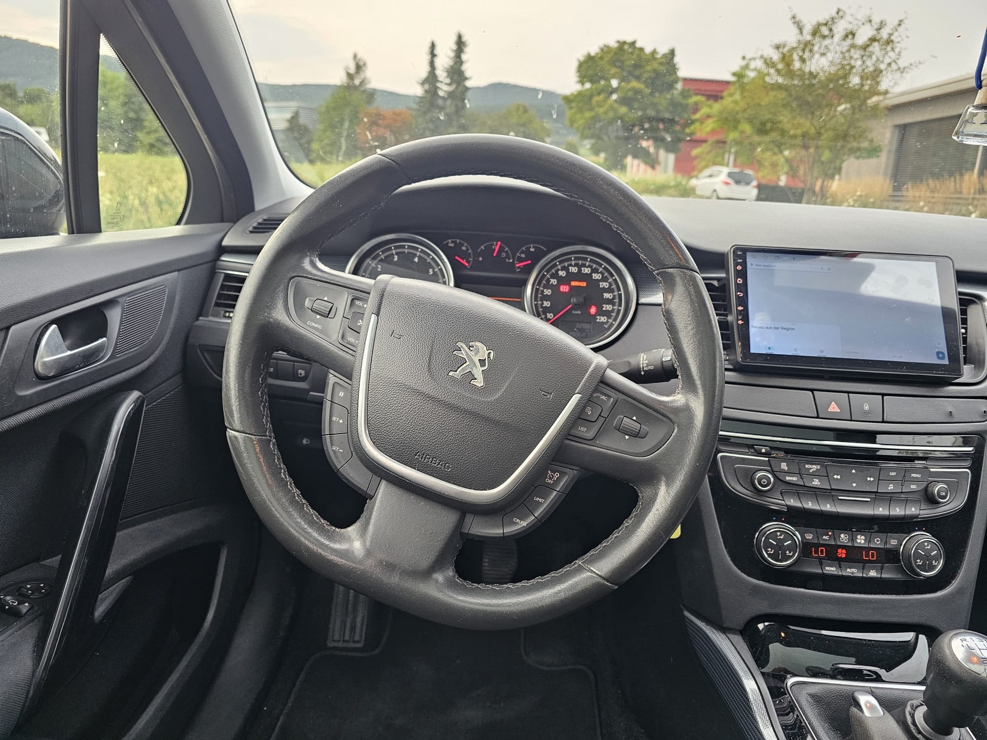 PEUGEOT 508 SW 1.6 16V T Active-image-12