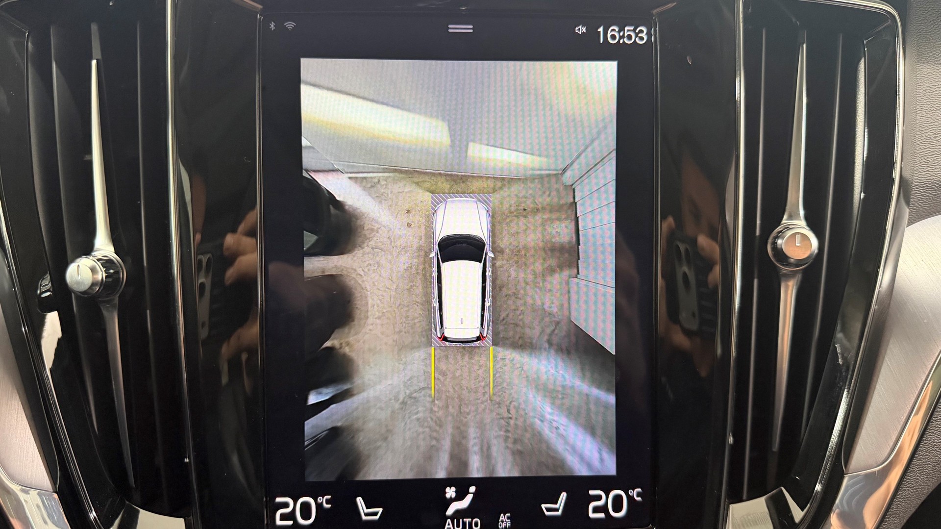 VOLVO V60 2.0 D4 Momentum-image-11