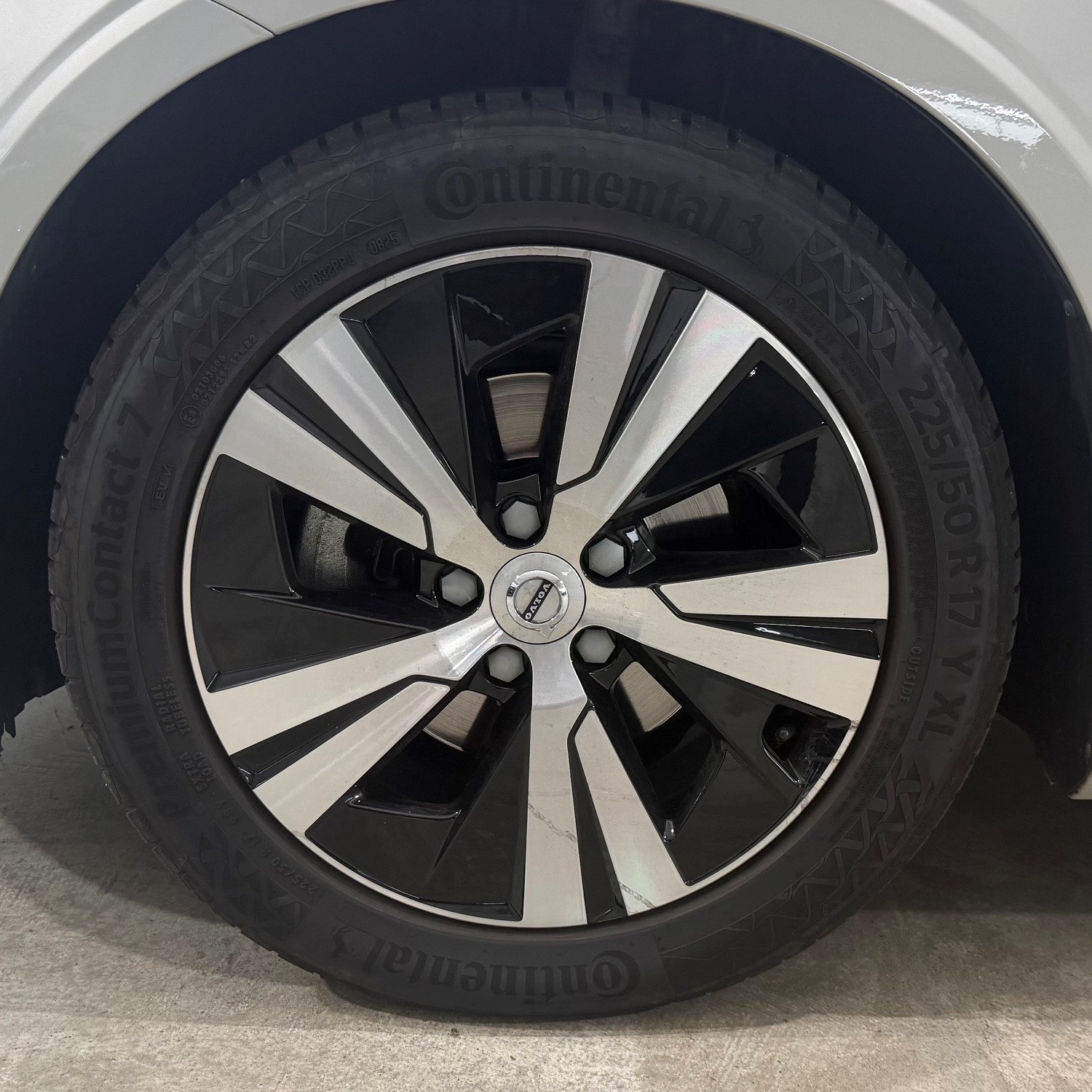 VOLVO V60 2.0 D4 Momentum-image-8