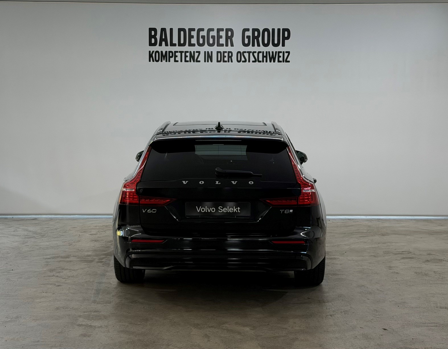VOLVO V60 2.0 T8 TE Ultra Dark eAWD-image-7