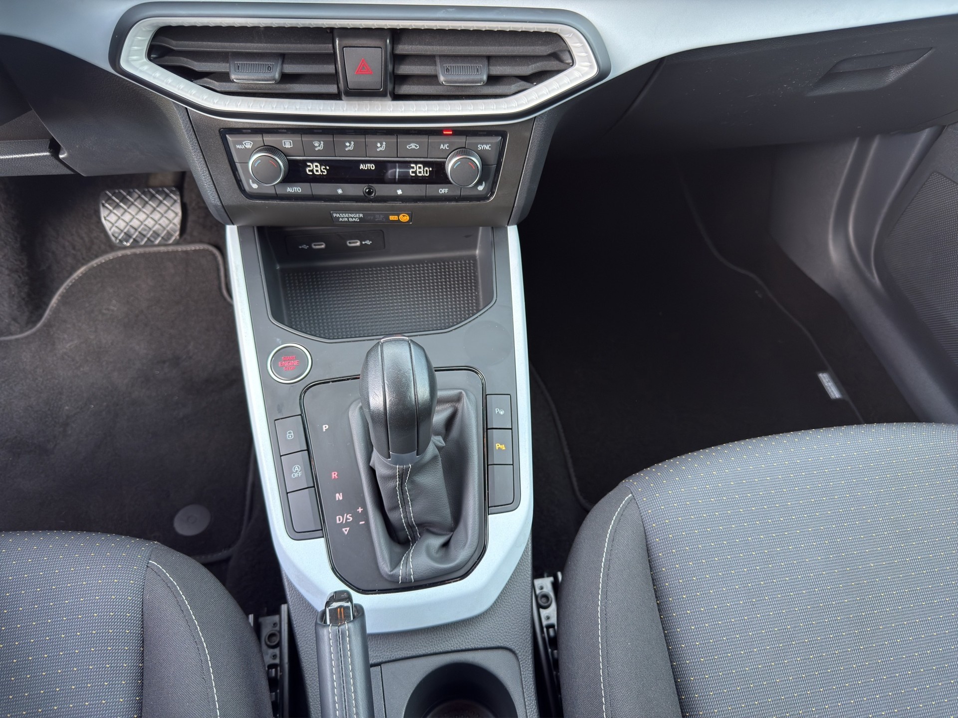 SEAT Arona 1.0 TSI Eco Style DSG-image-15