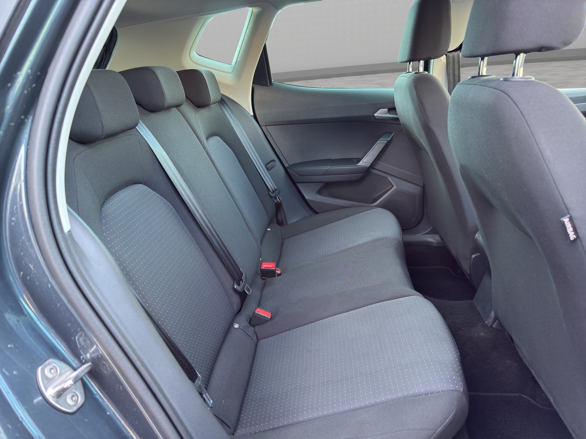 SEAT Arona 1.0 TSI Eco Style DSG-image-18
