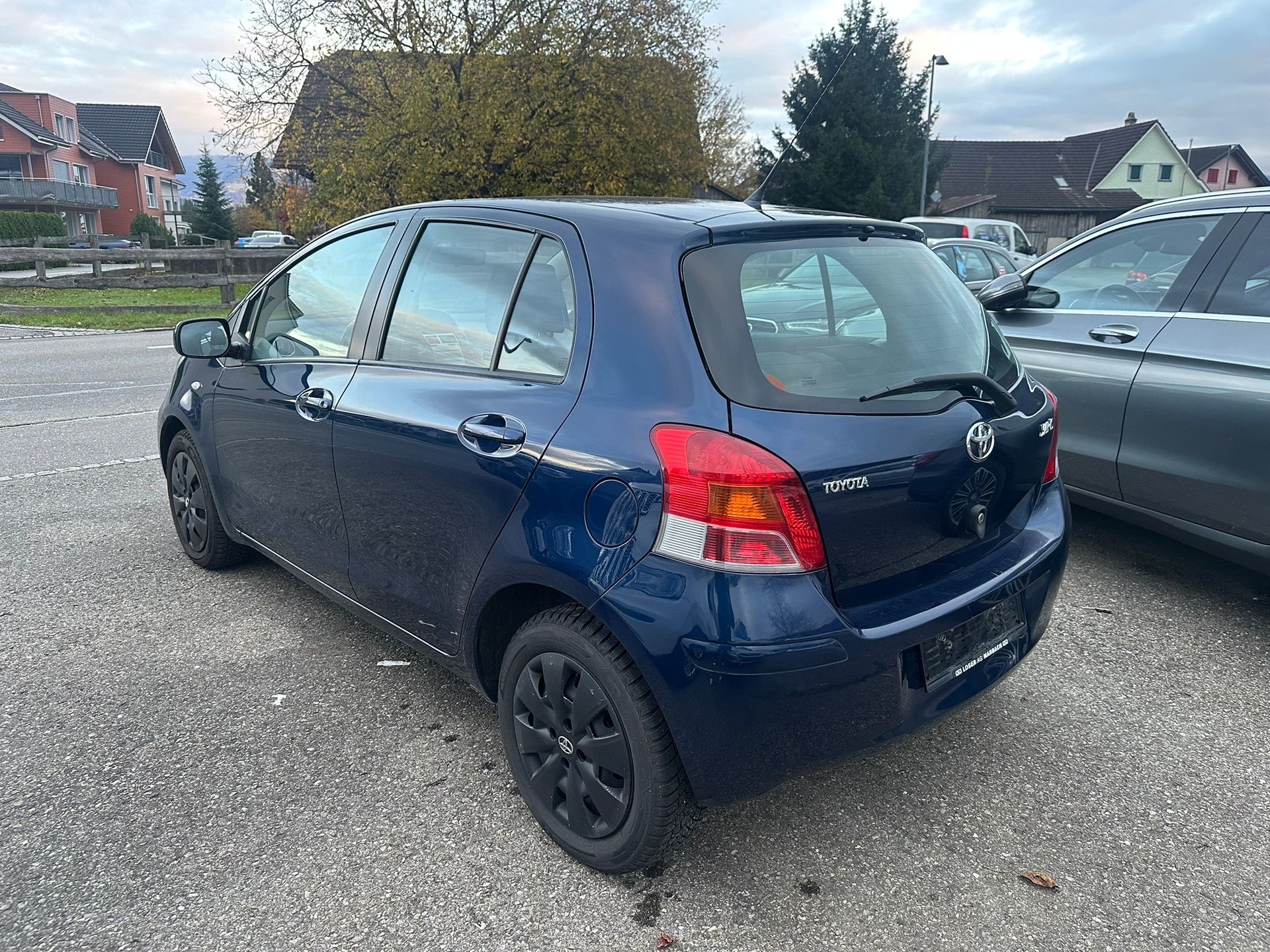 TOYOTA Yaris 1.4 D-4D Linea Luna-image-4