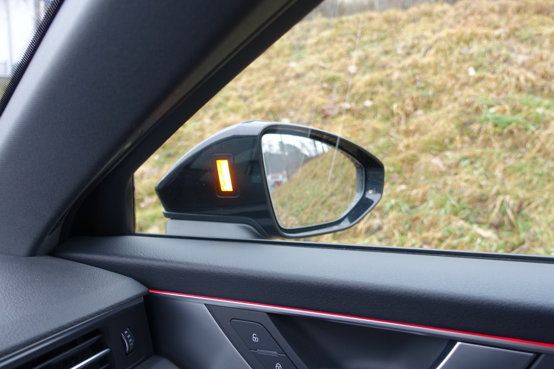 AUDI A6 45 TFSI S line S-tronic quattro-image-11