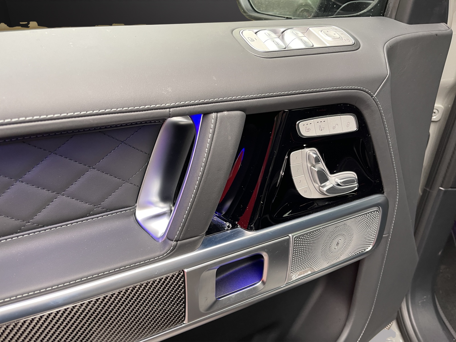 MERCEDES-BENZ G 63 AMG 9G-Tronic-image-10
