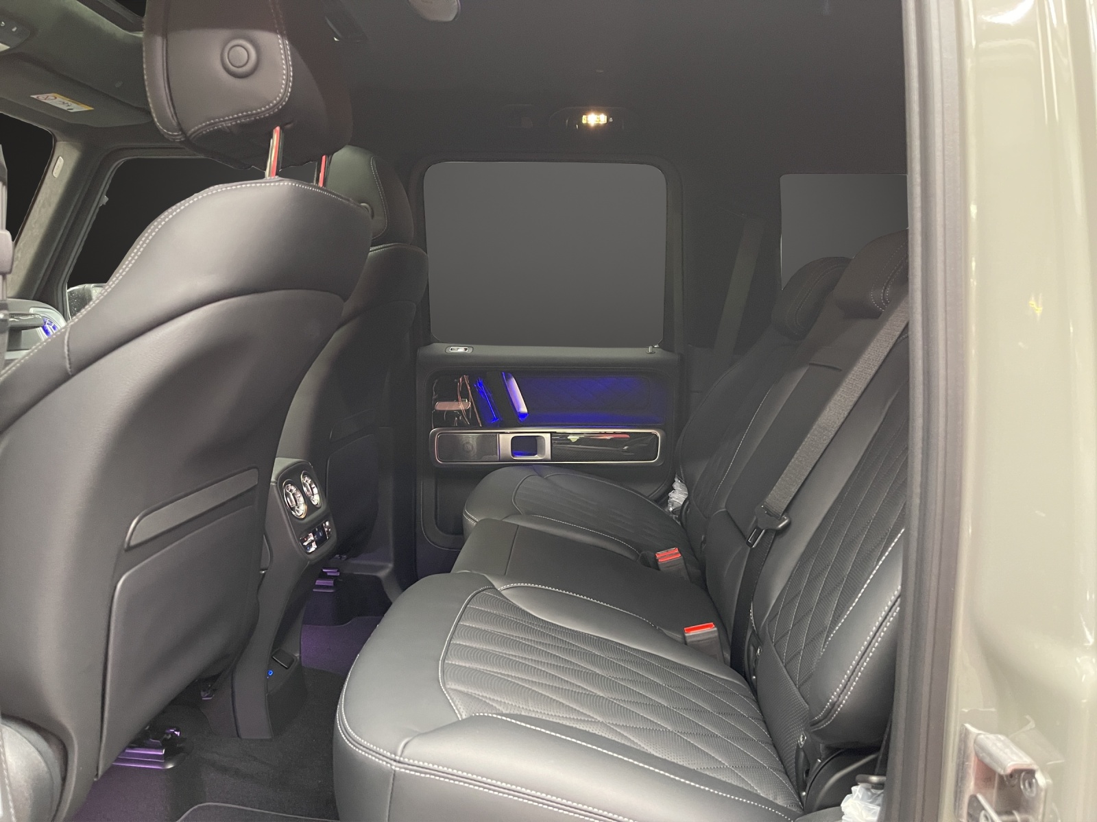 MERCEDES-BENZ G 63 AMG 9G-Tronic-image-8