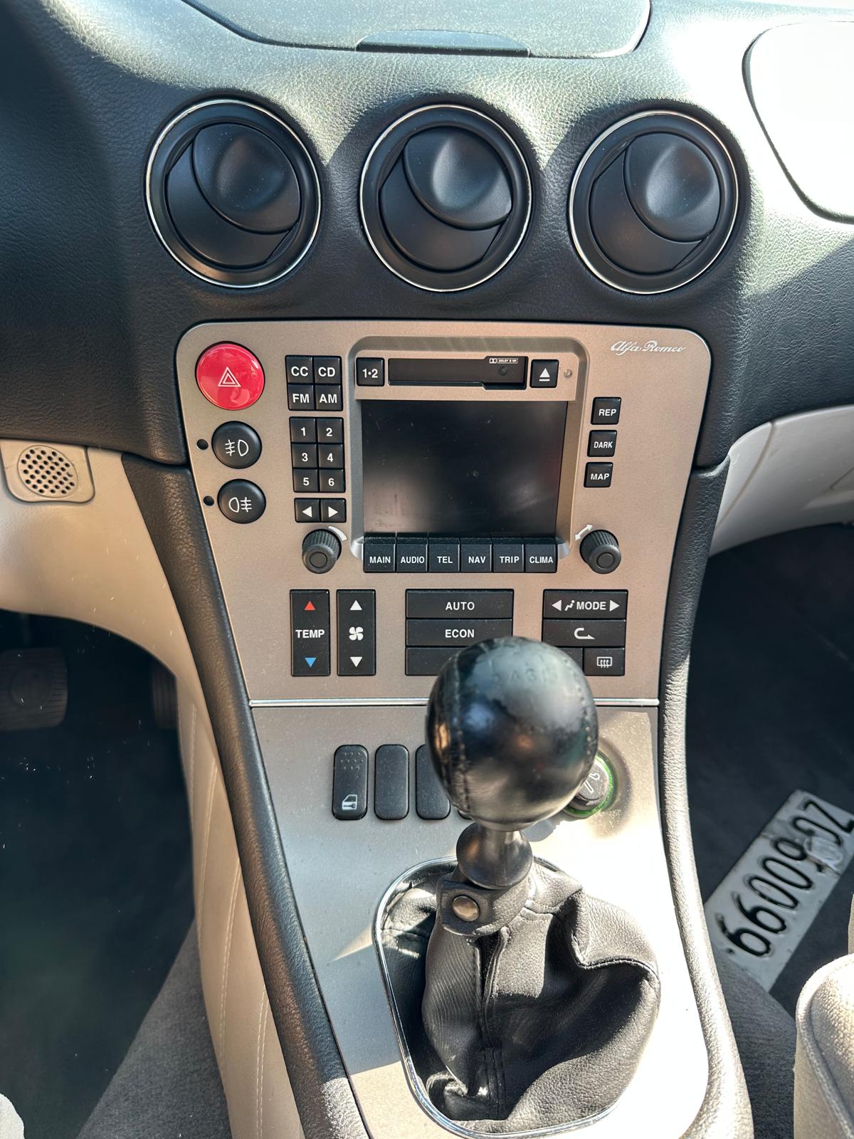 ALFA ROMEO 2.0 TS-image-14